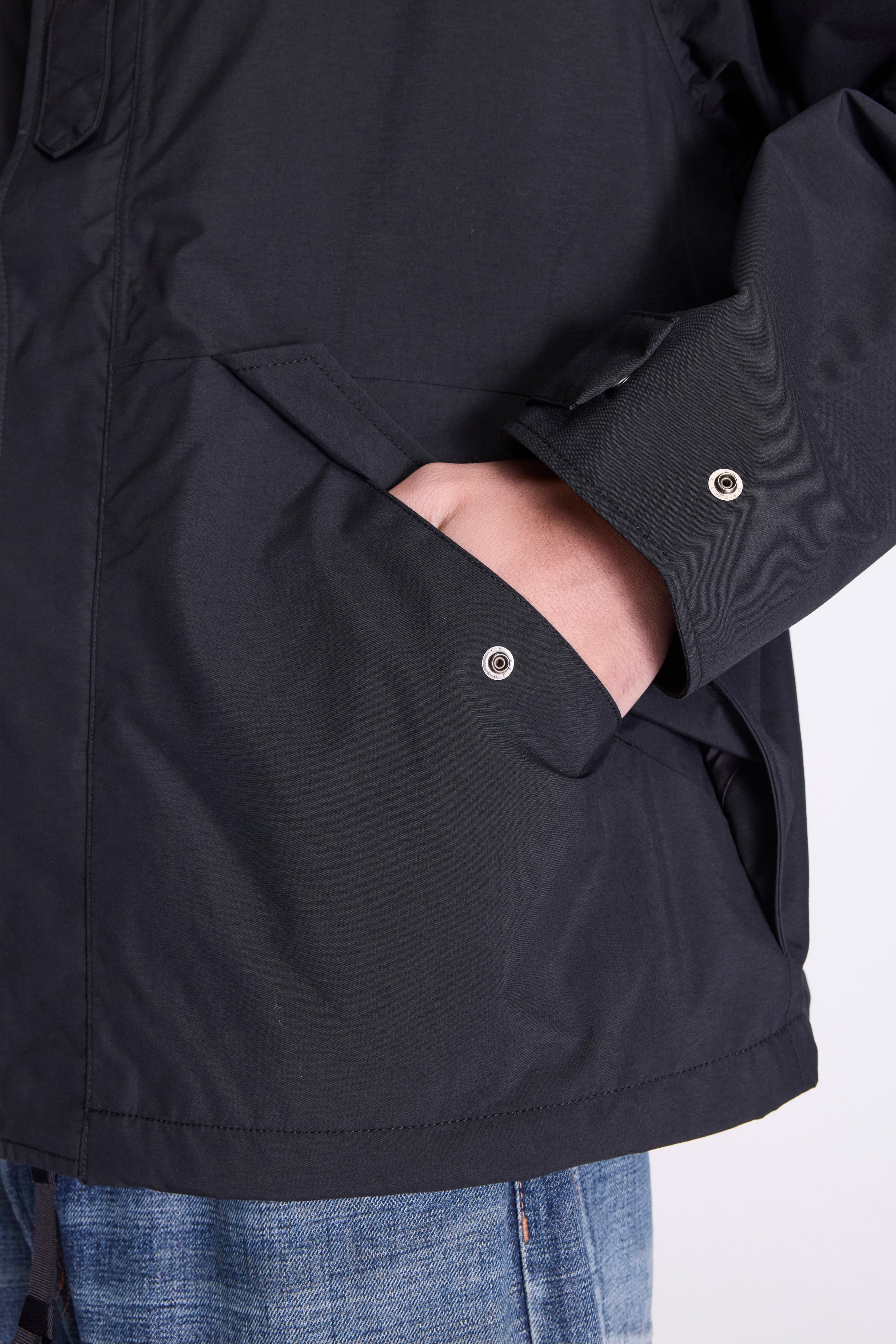 2L Nylon Gore-Tex Cruiser Jacket Black