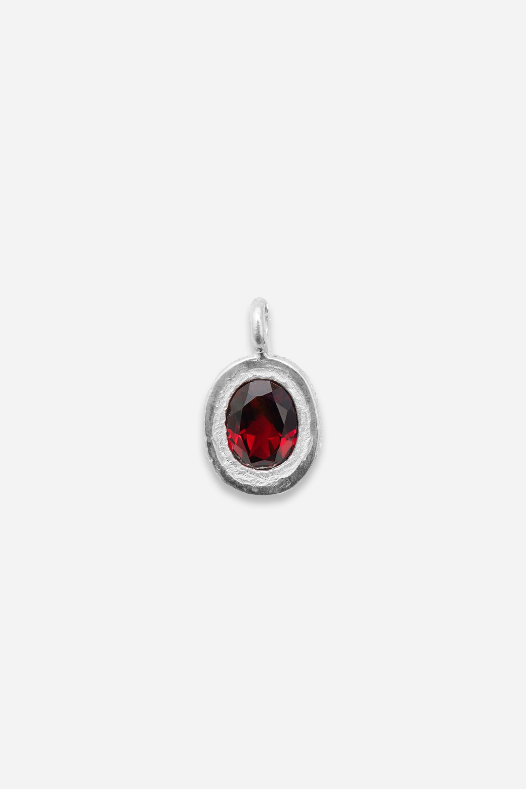 10X8 Crater Pendant Silver Silver/Garnet