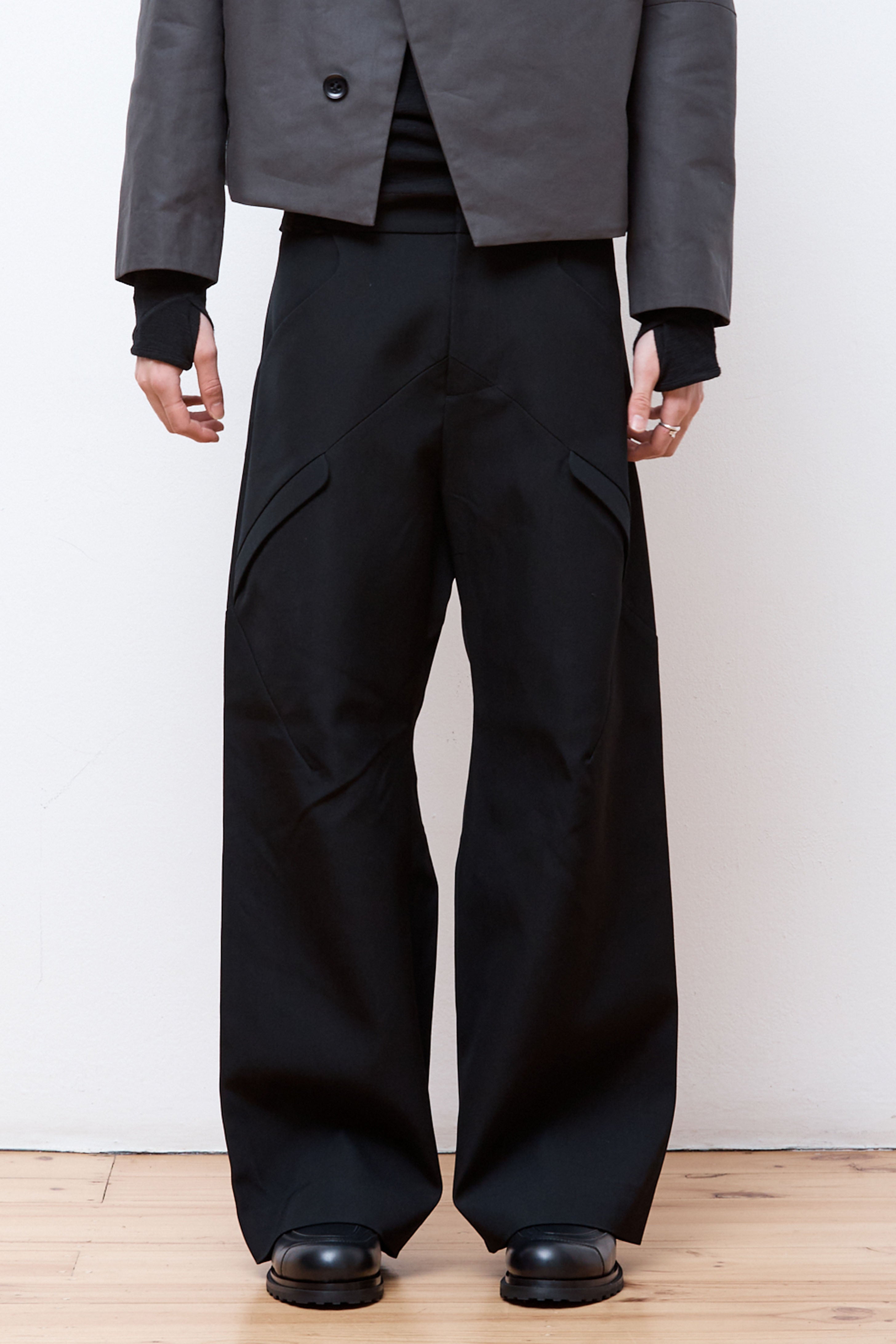 Node Pants Black