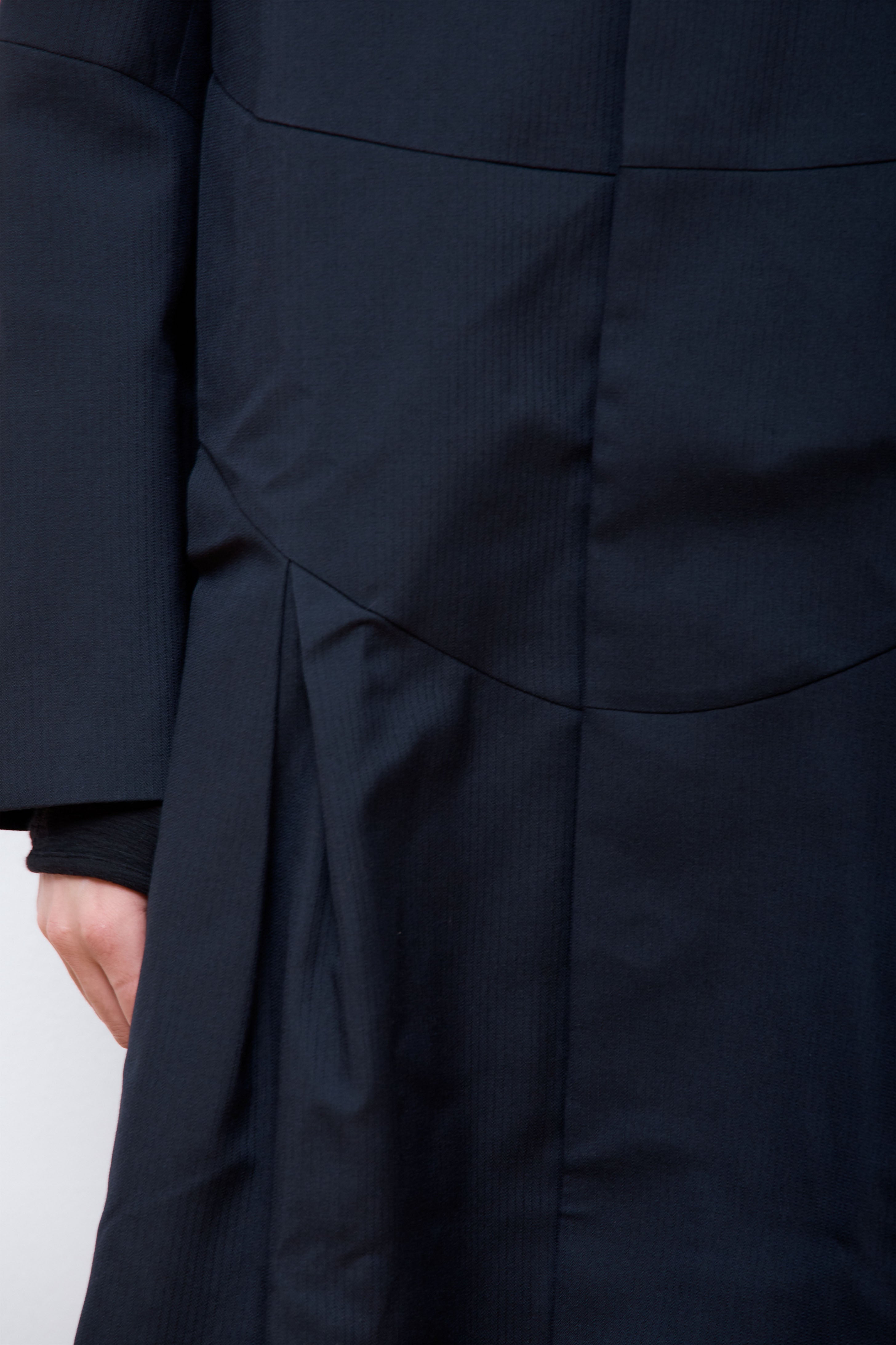 Resonance Pleat Coat Dark Navy