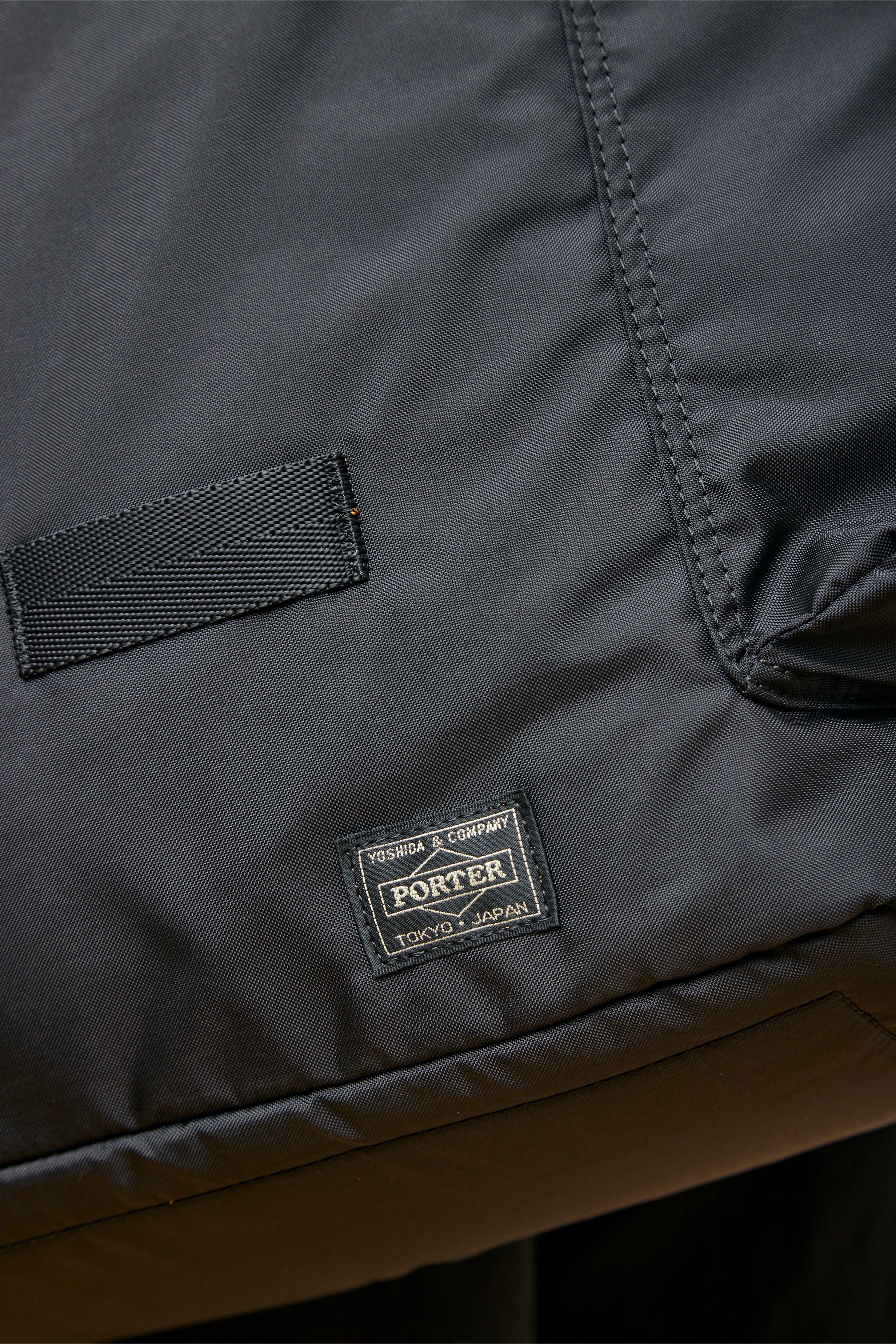 Force 2Way Tote Bag Black
