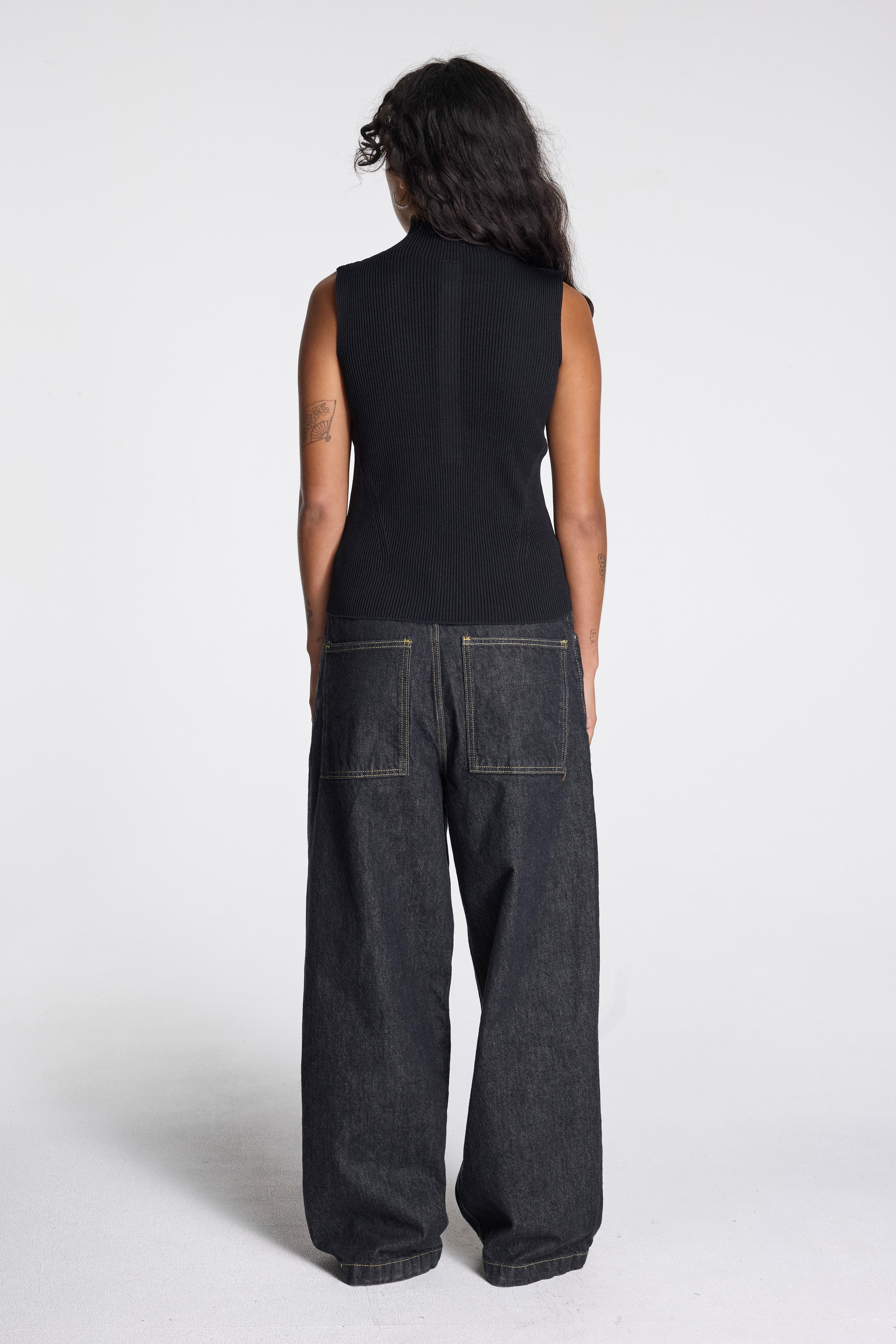 Portrait Sleeveless Top Black