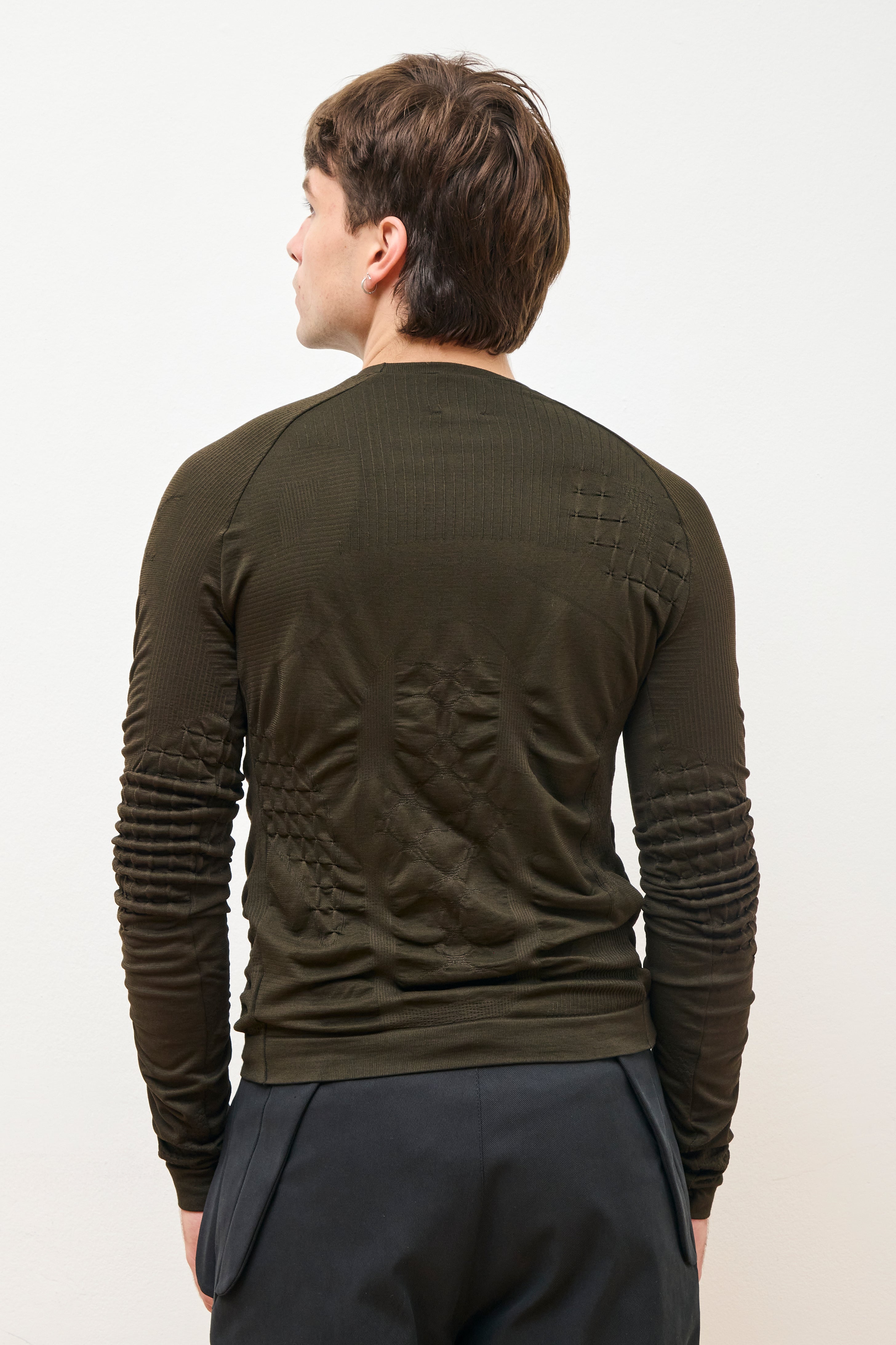 3D Knit Long Sleeve Dark Brown Black