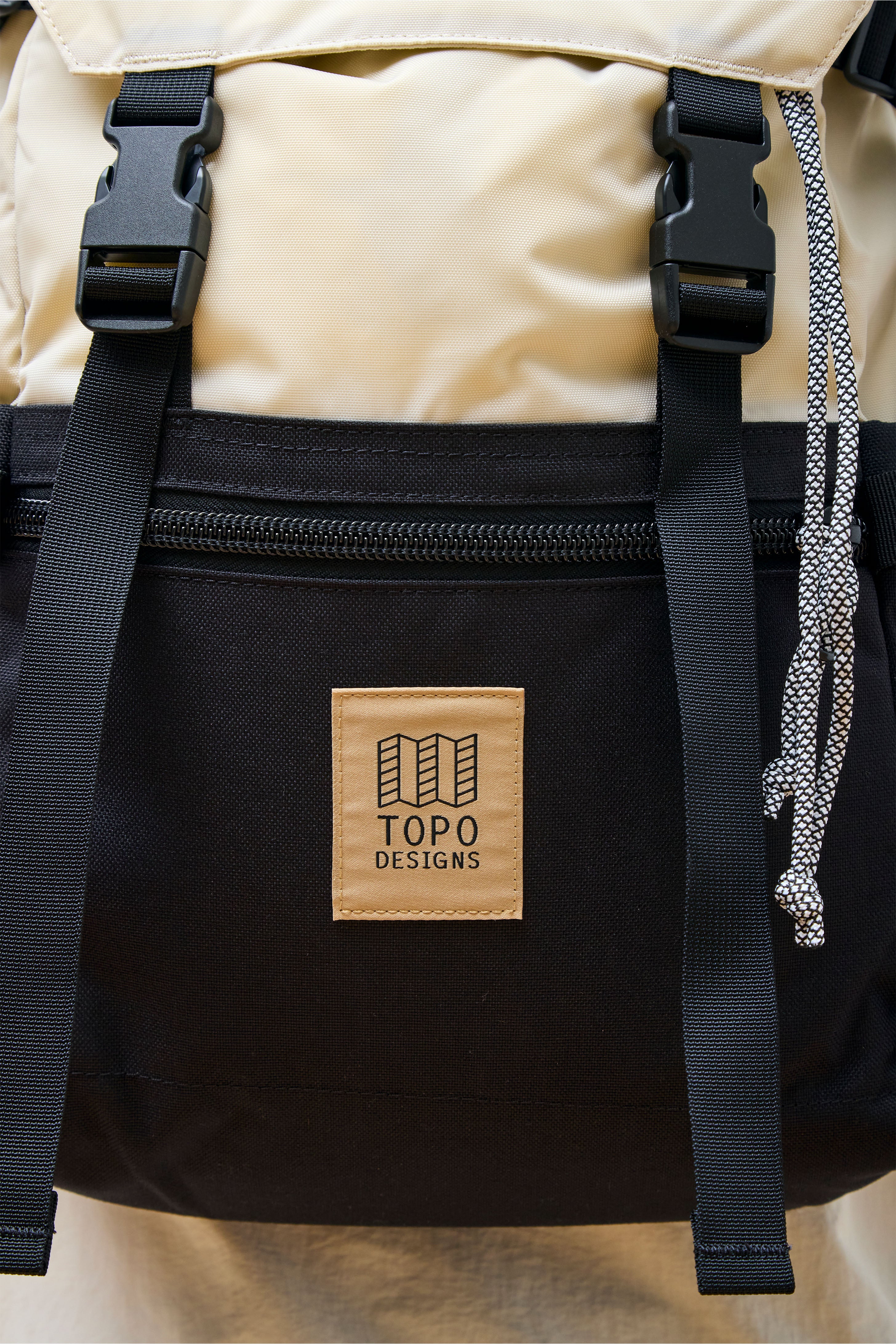 Rover Pack Classic Bone White/Black