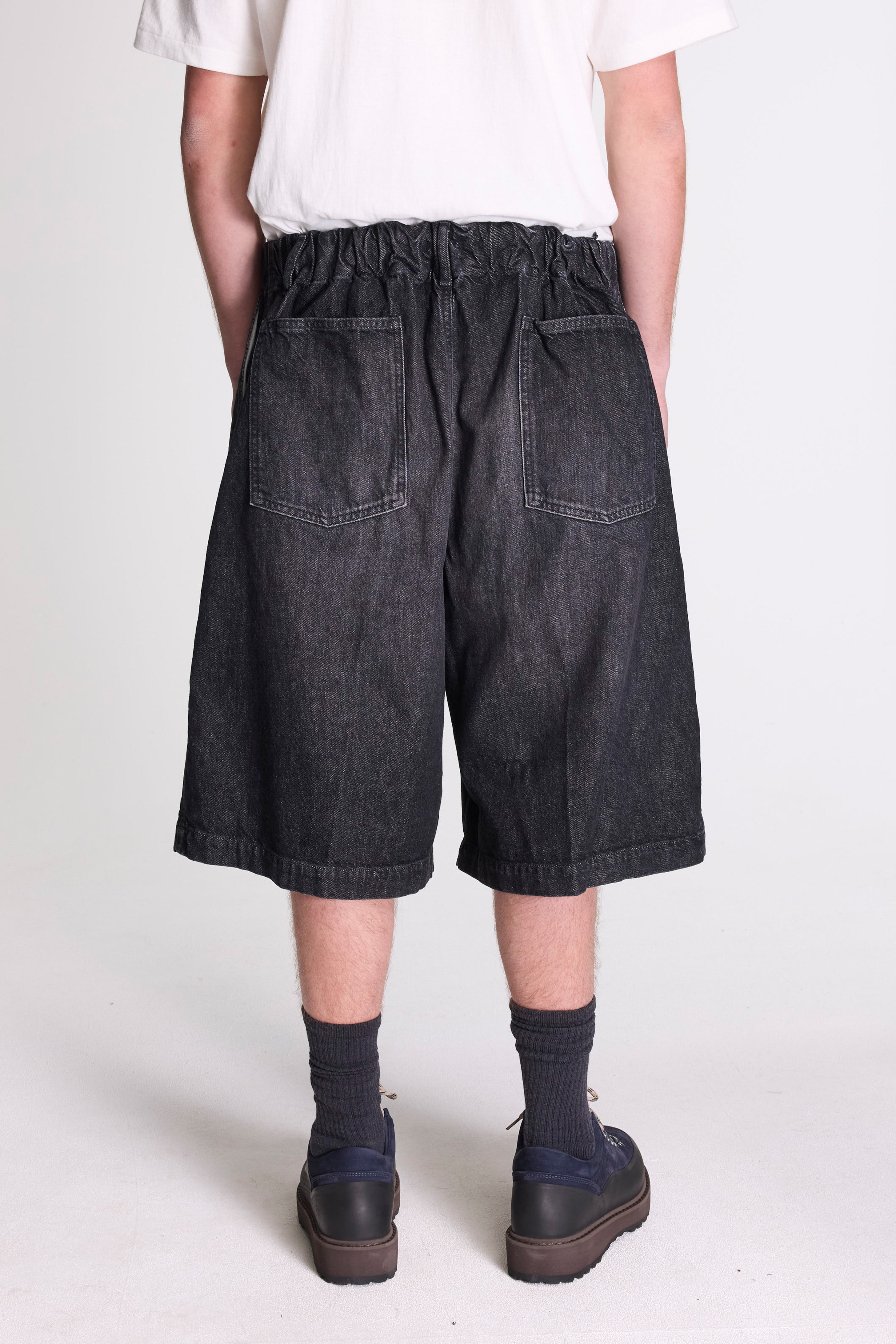 Circular Shorts Black Denim One Wash