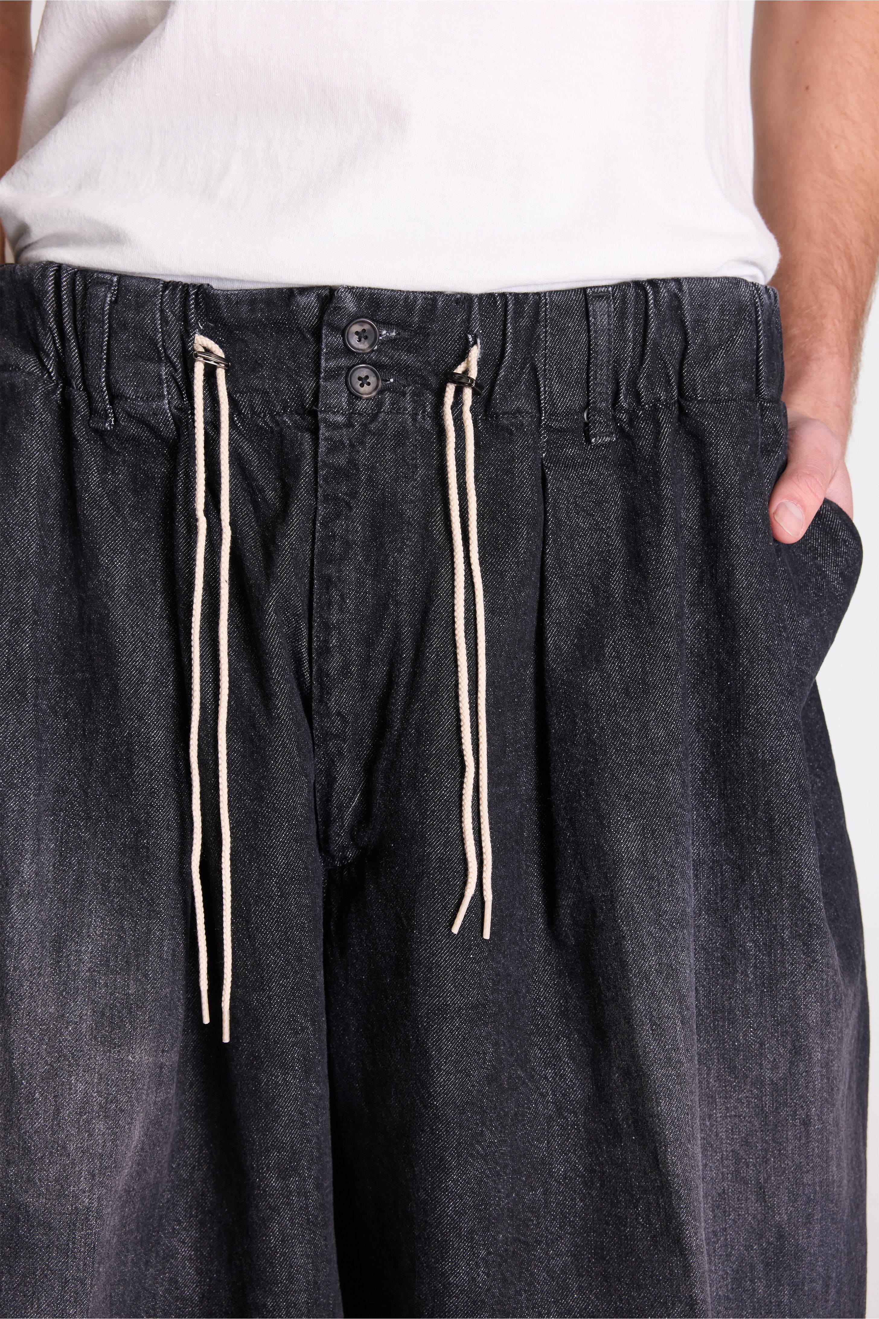 Circular Shorts Black Denim One Wash