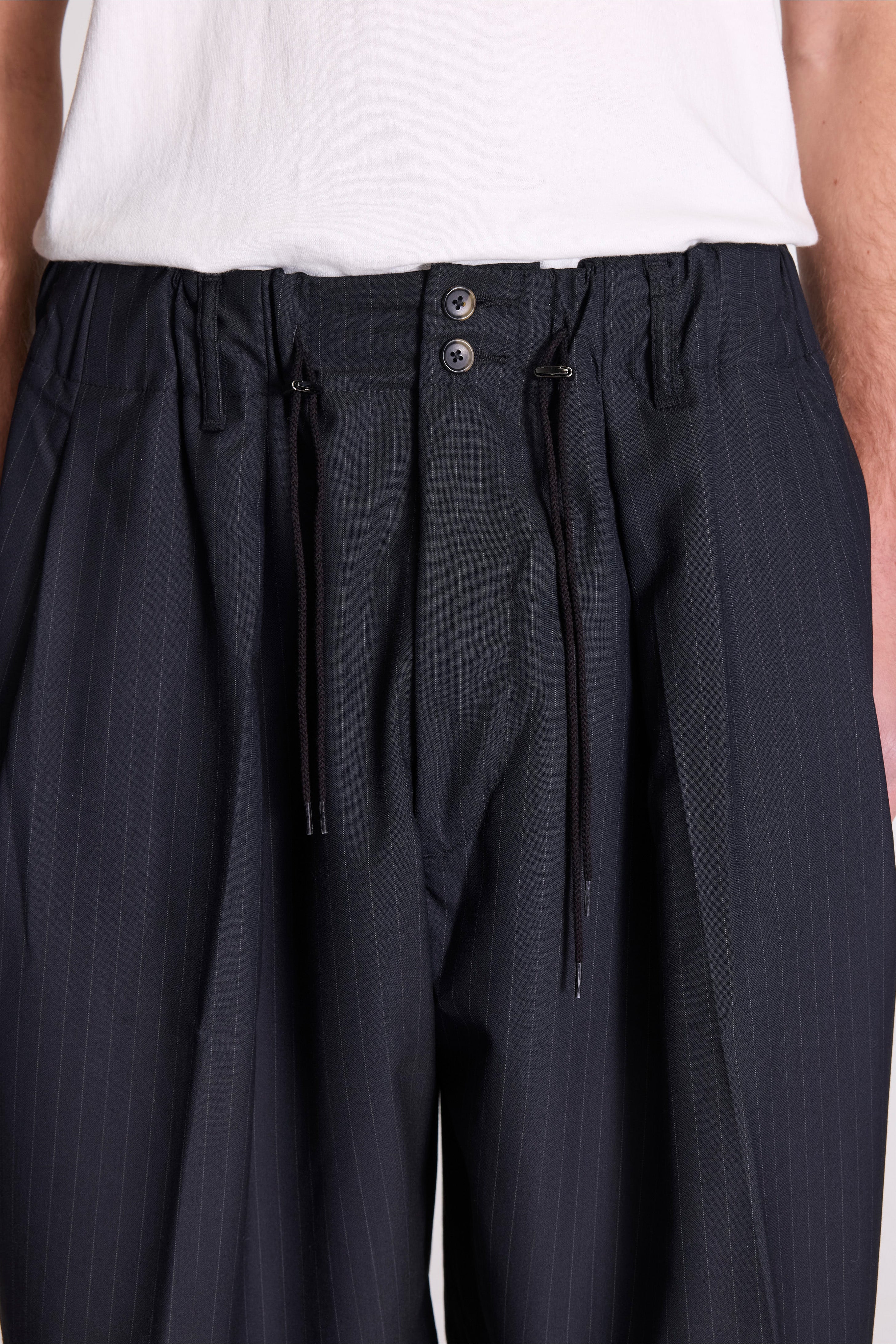 Circular Shorts Black Stripe