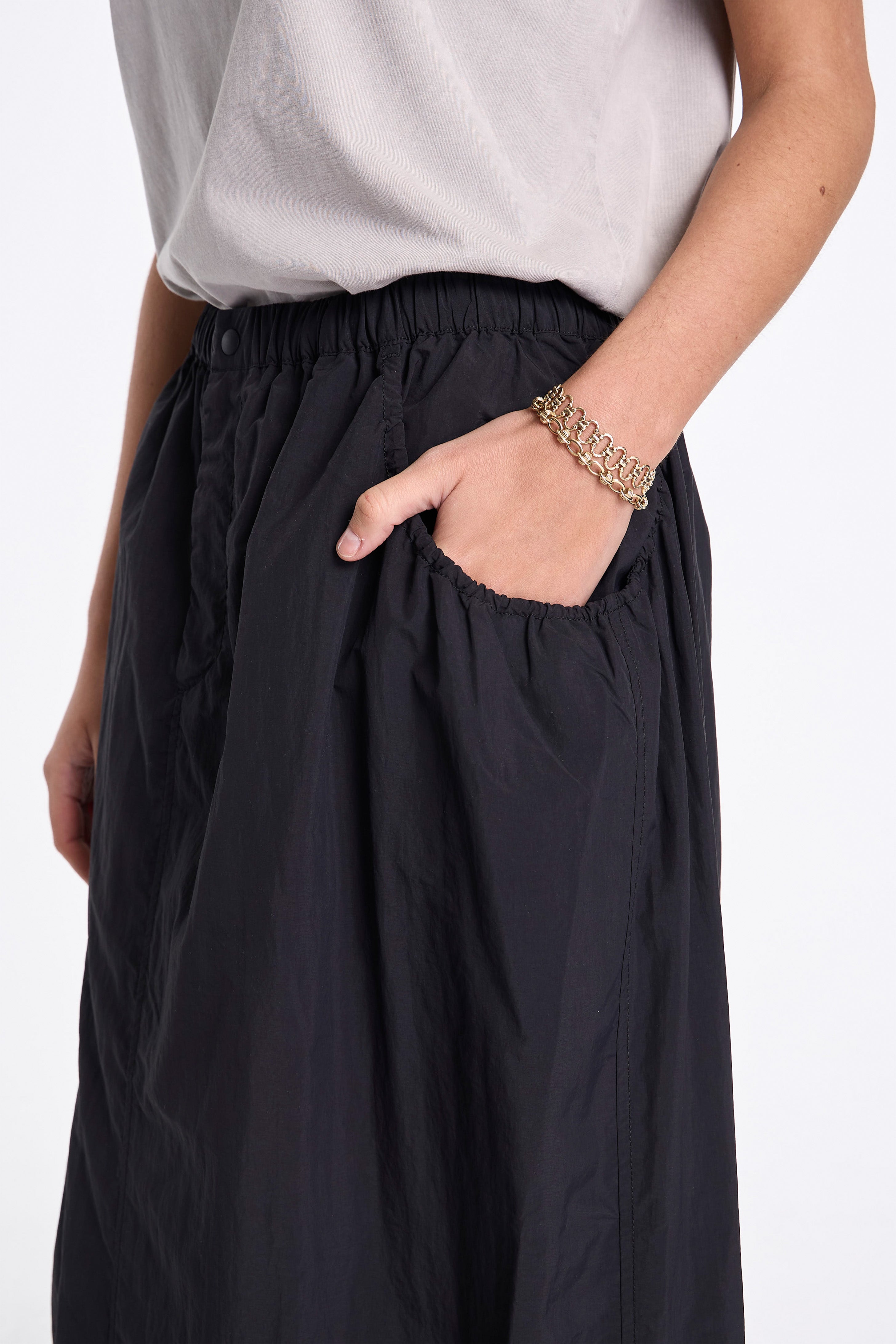 Nylon Tussah Utility Storage Skirt Black