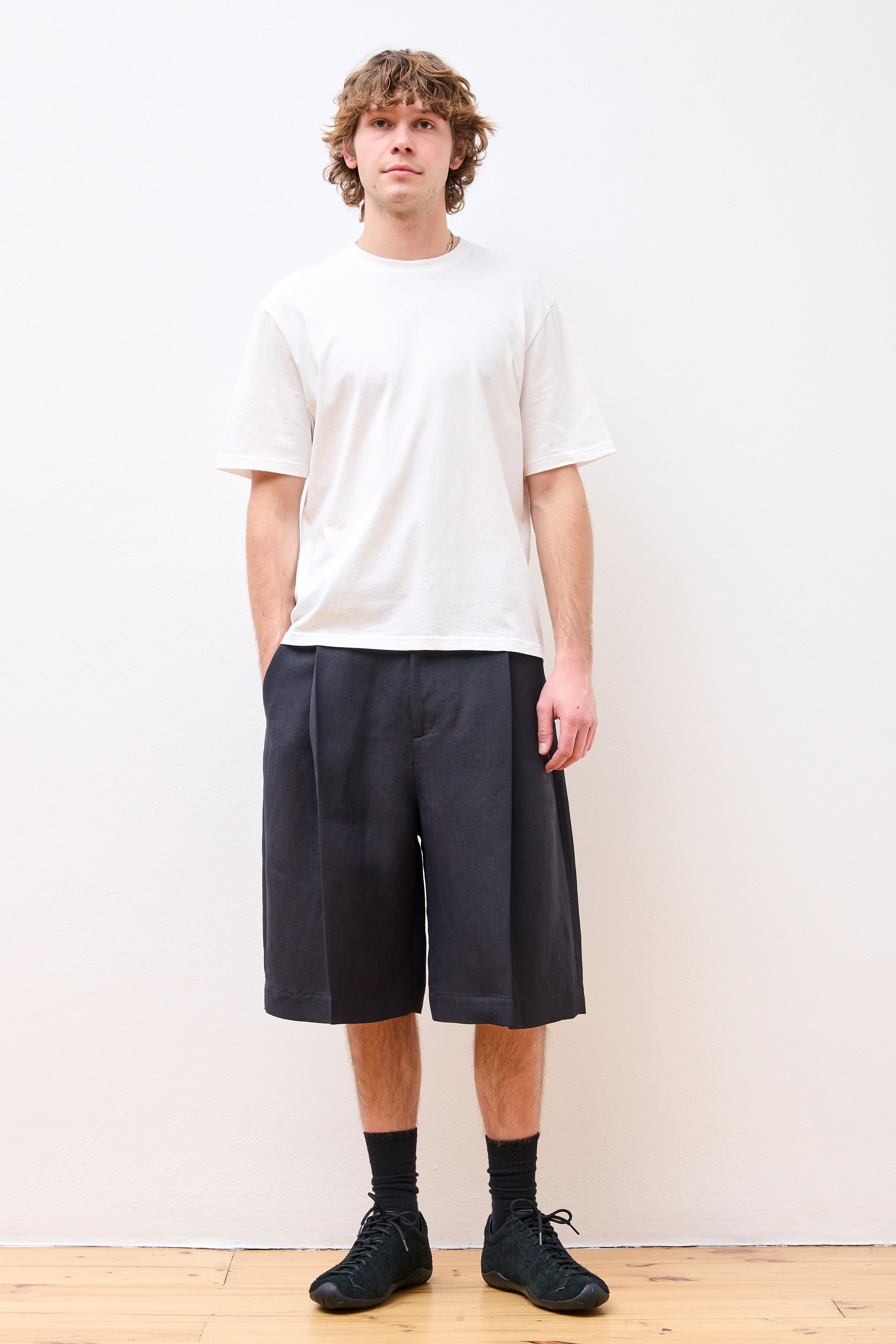 Fowld Slub Linen Viscose Shorts Darkest Navy