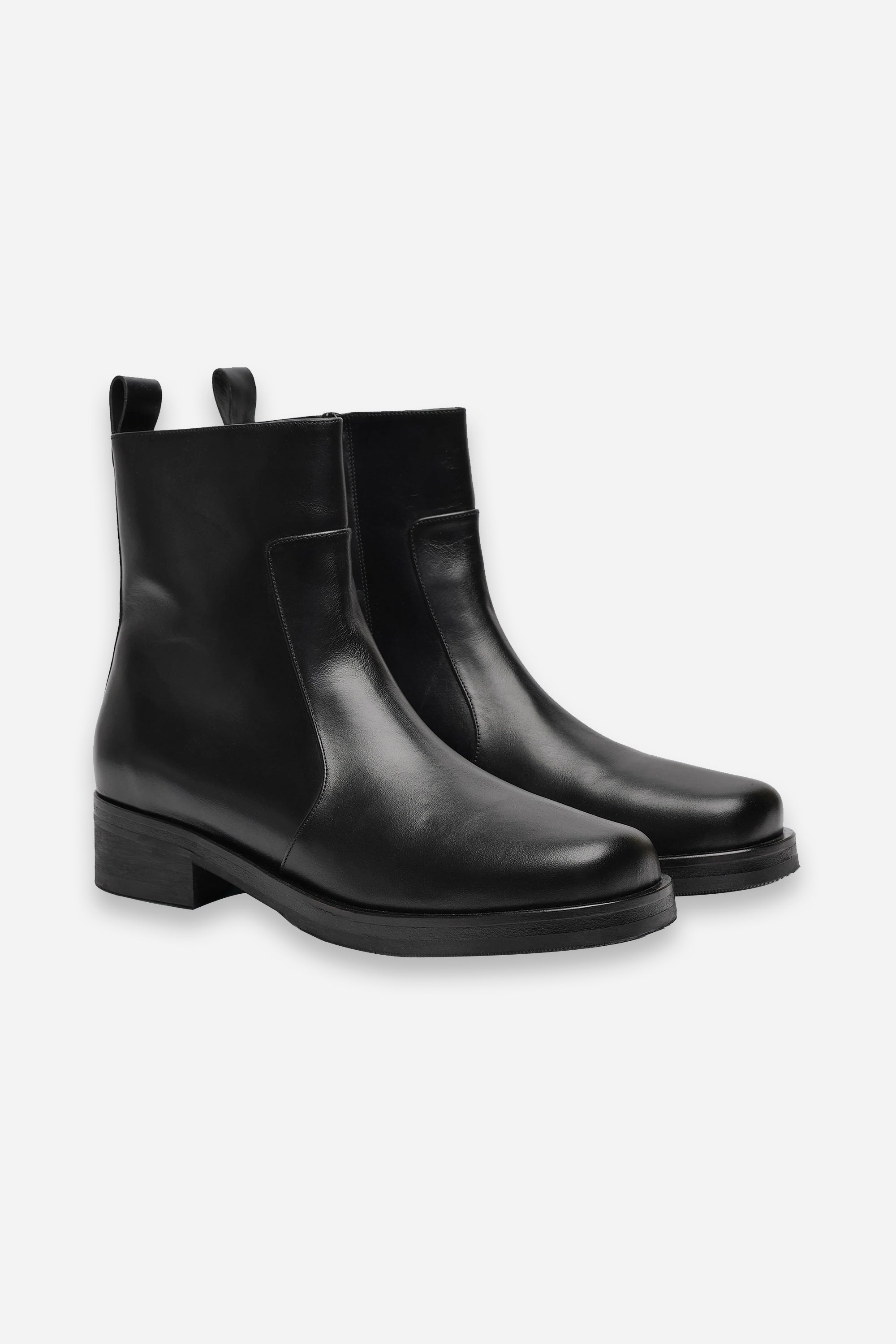 Square Boot Black
