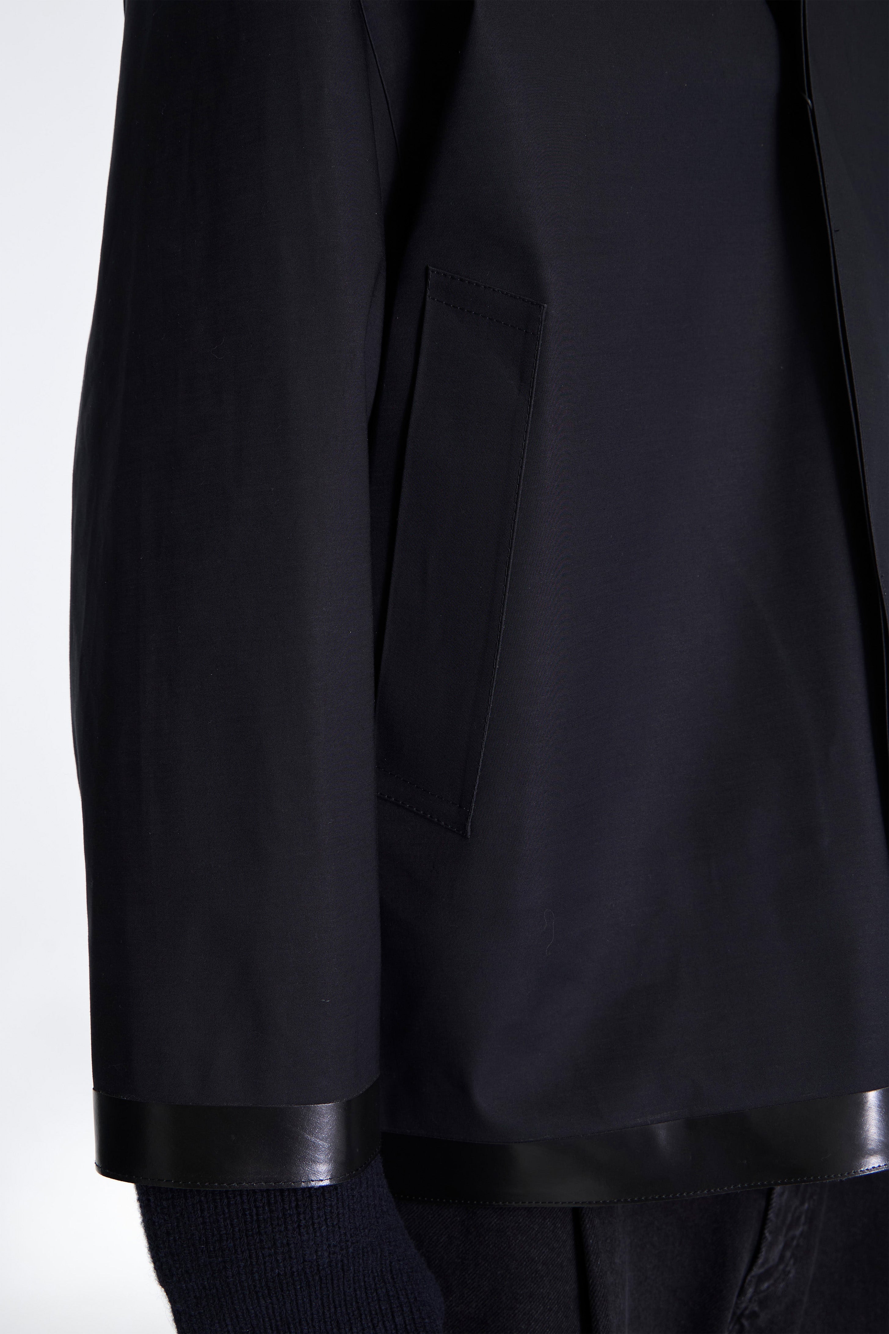 Teviot Mackintosh Coat Black