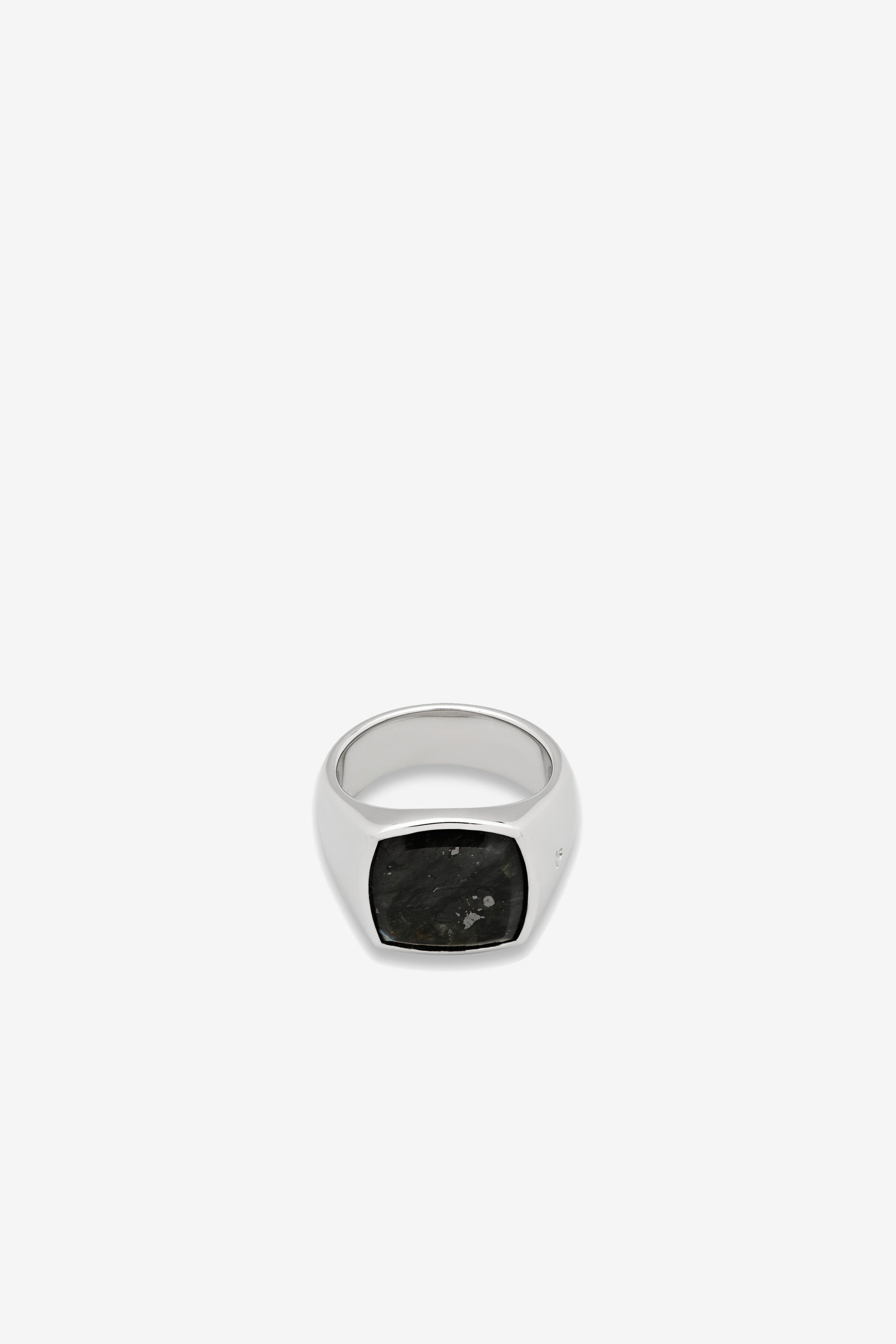 Cushion Black Larvikite