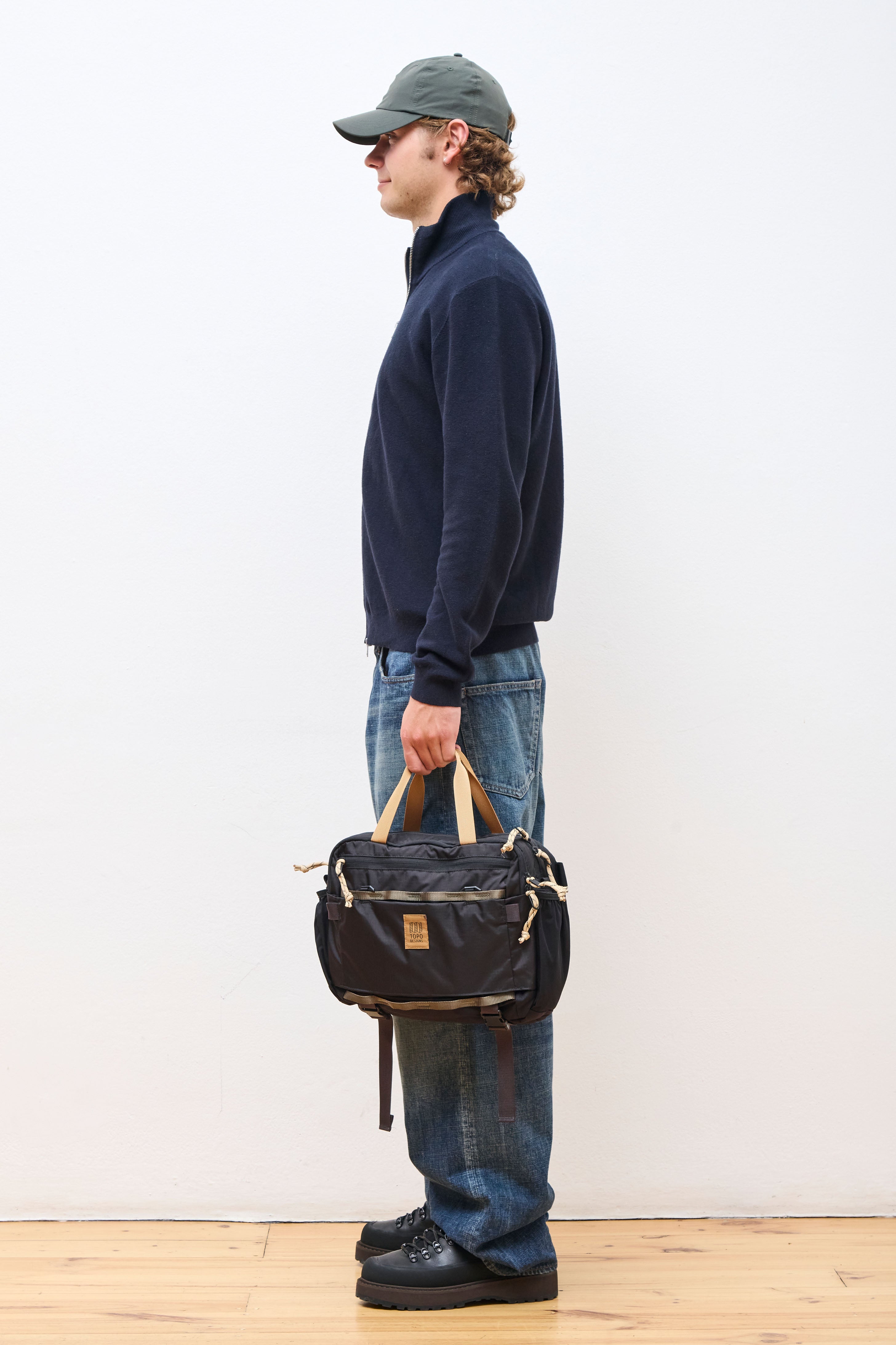 Mountain Cross Bag Black/Neutral