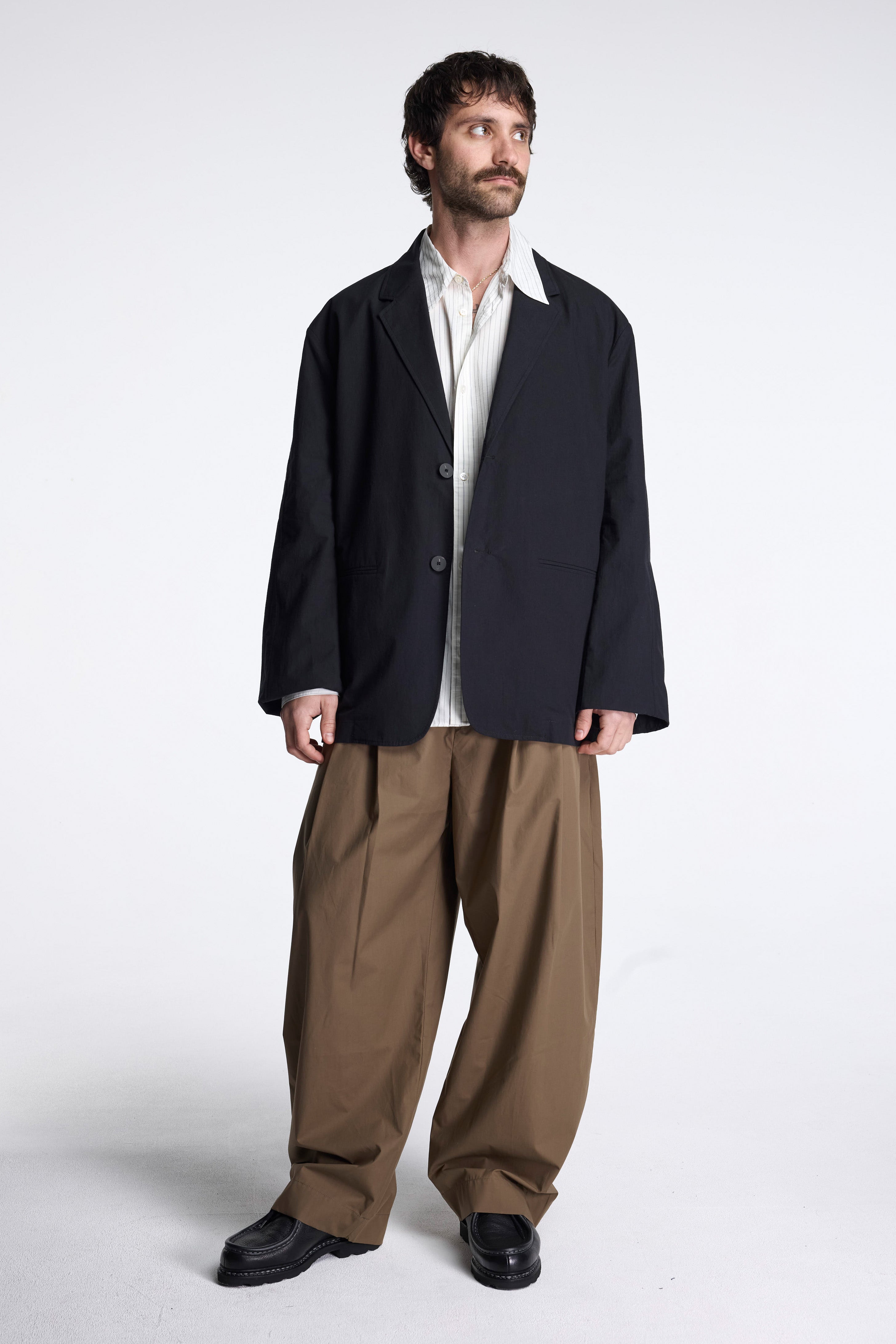 Toro Typewriter Jacket Black