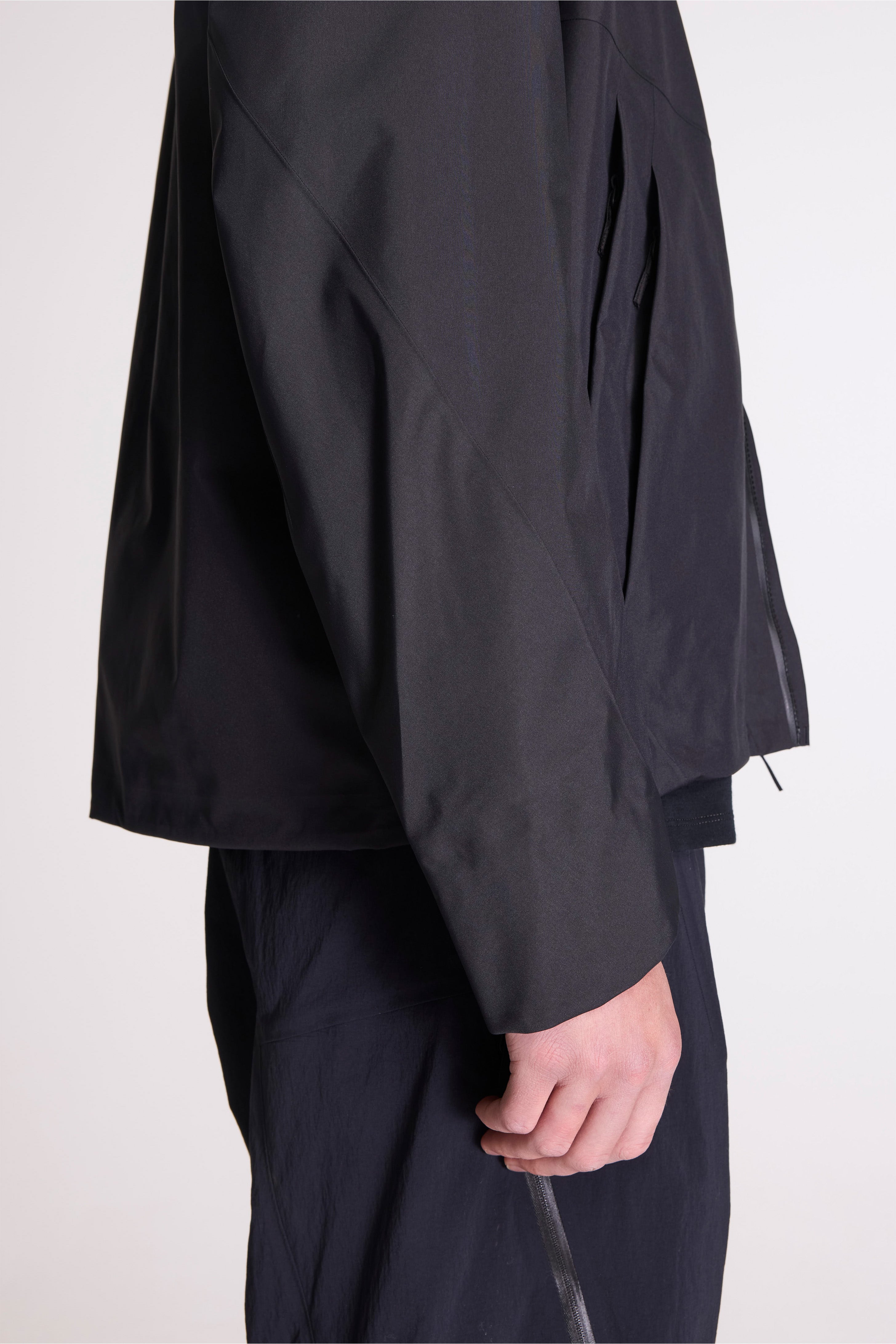 Arris Jacket M Black
