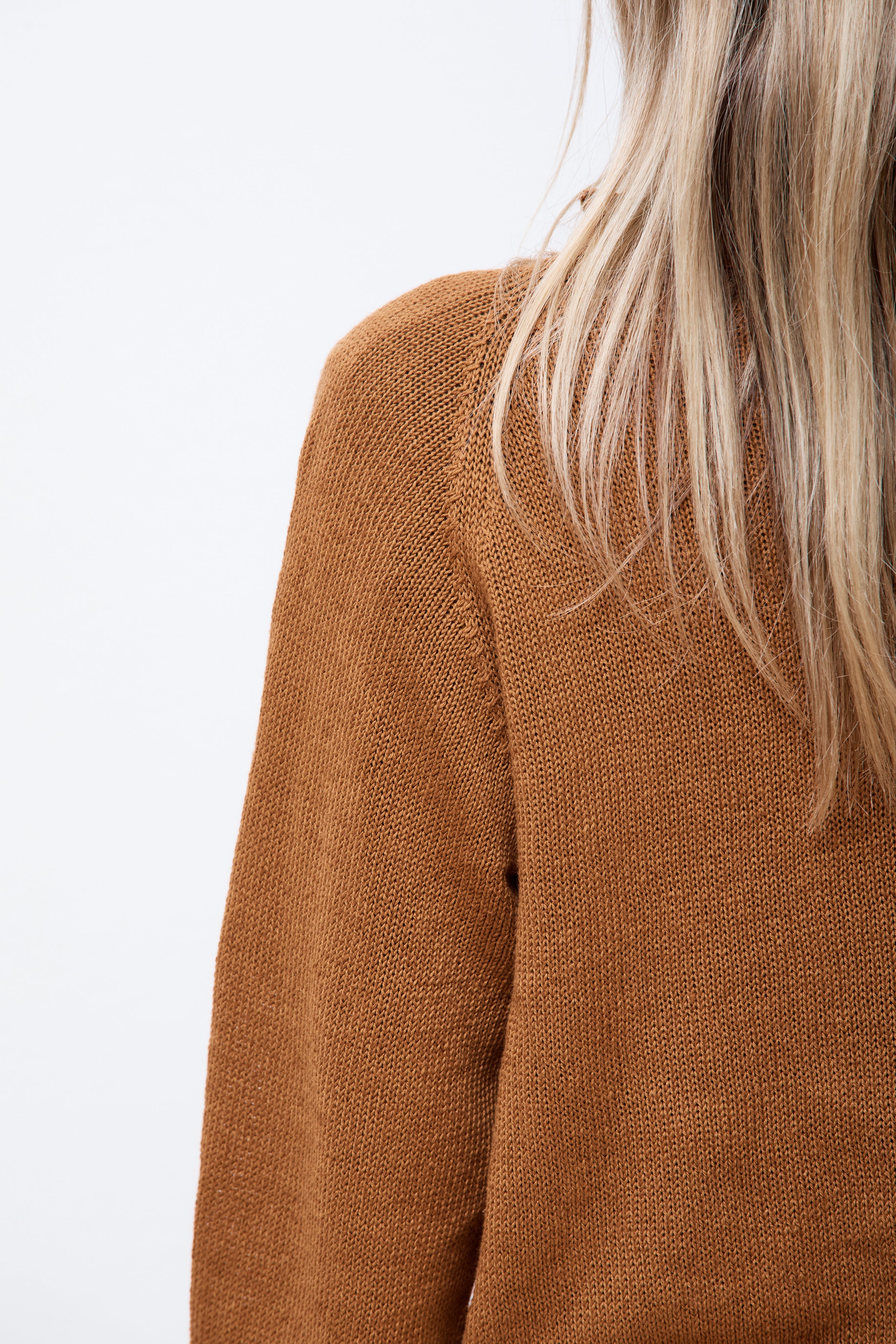 Short Classic Crew Neck Resin