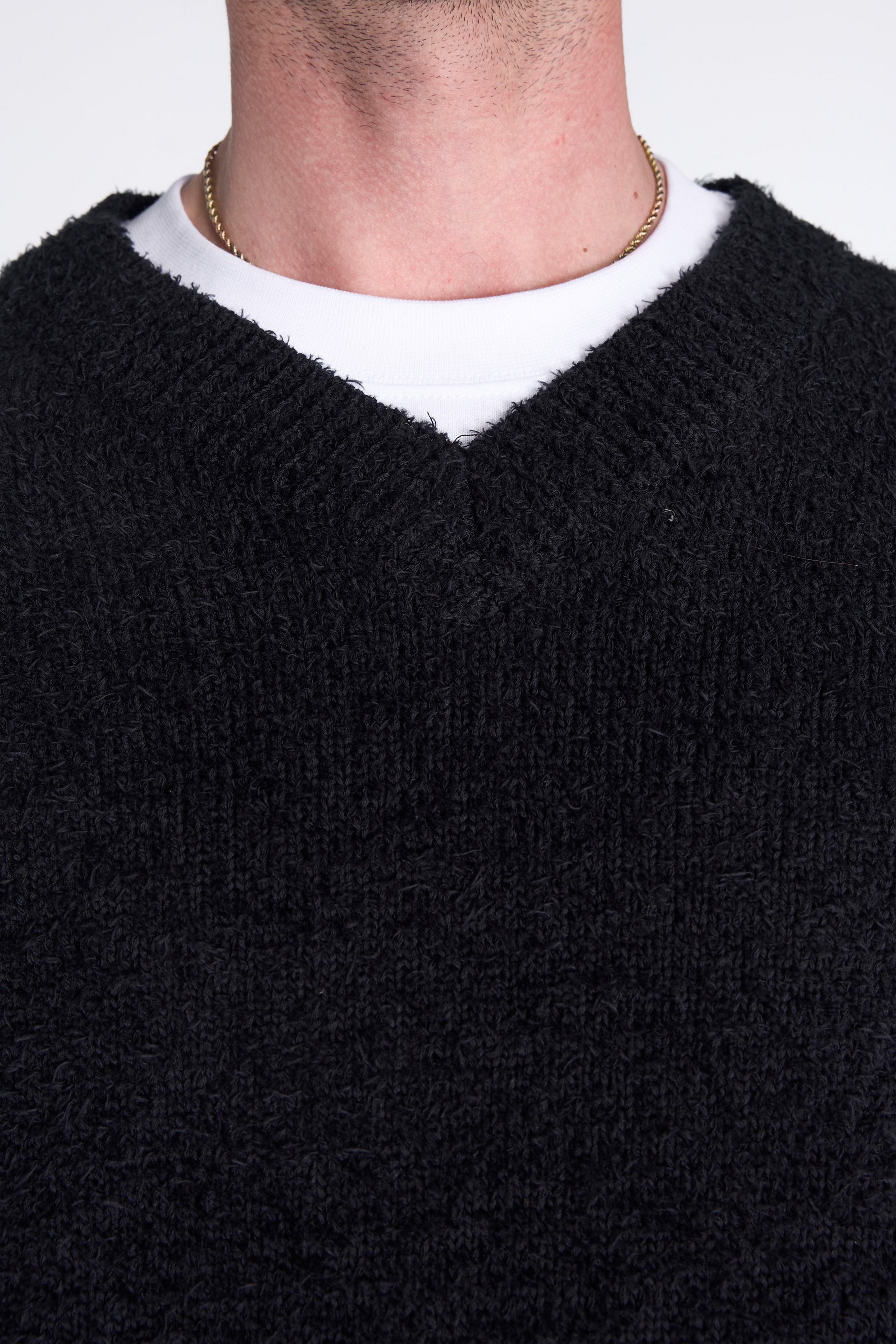 V-Neck Sweater Furry Black