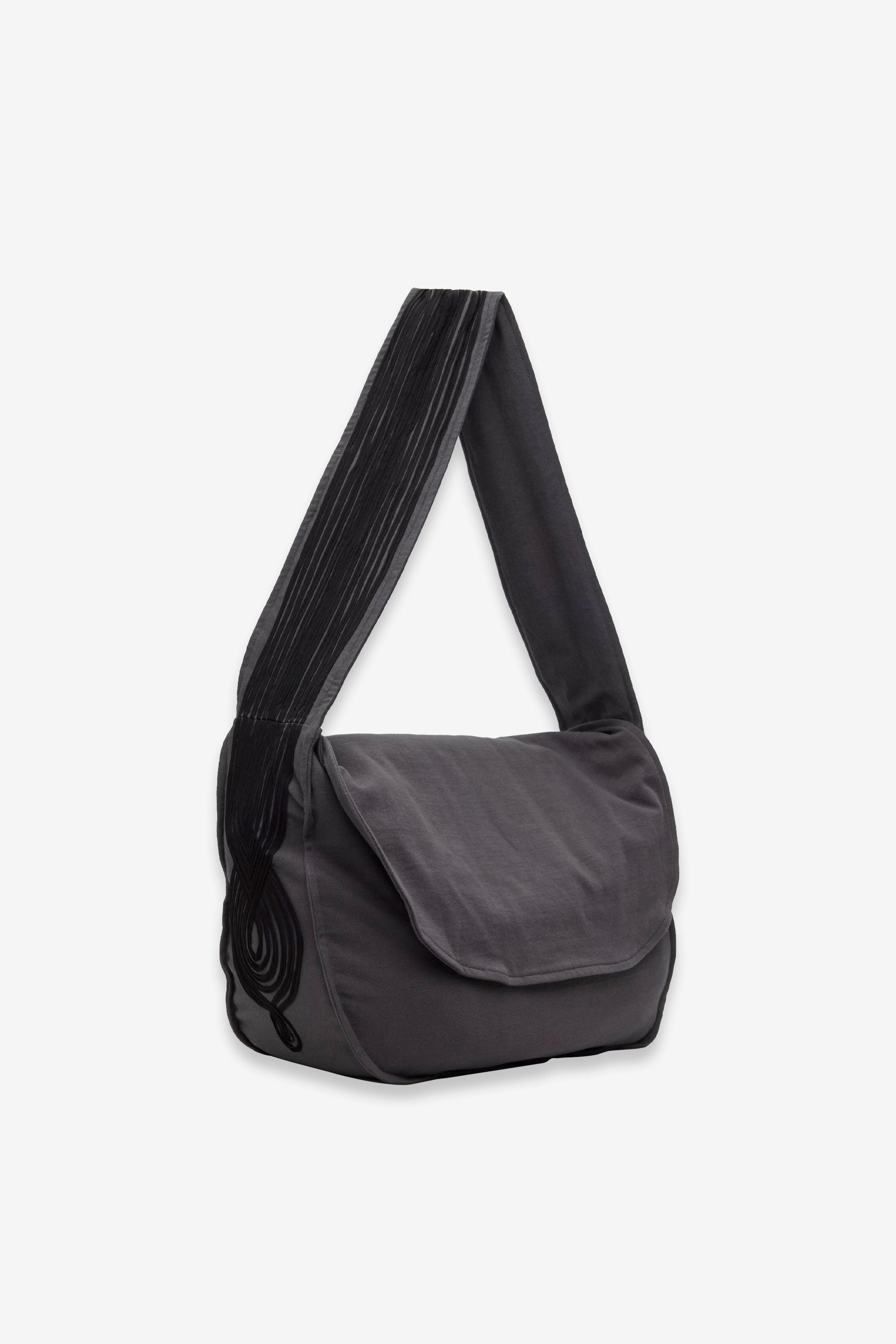"Appliqué" Messenger Bag Washed Black