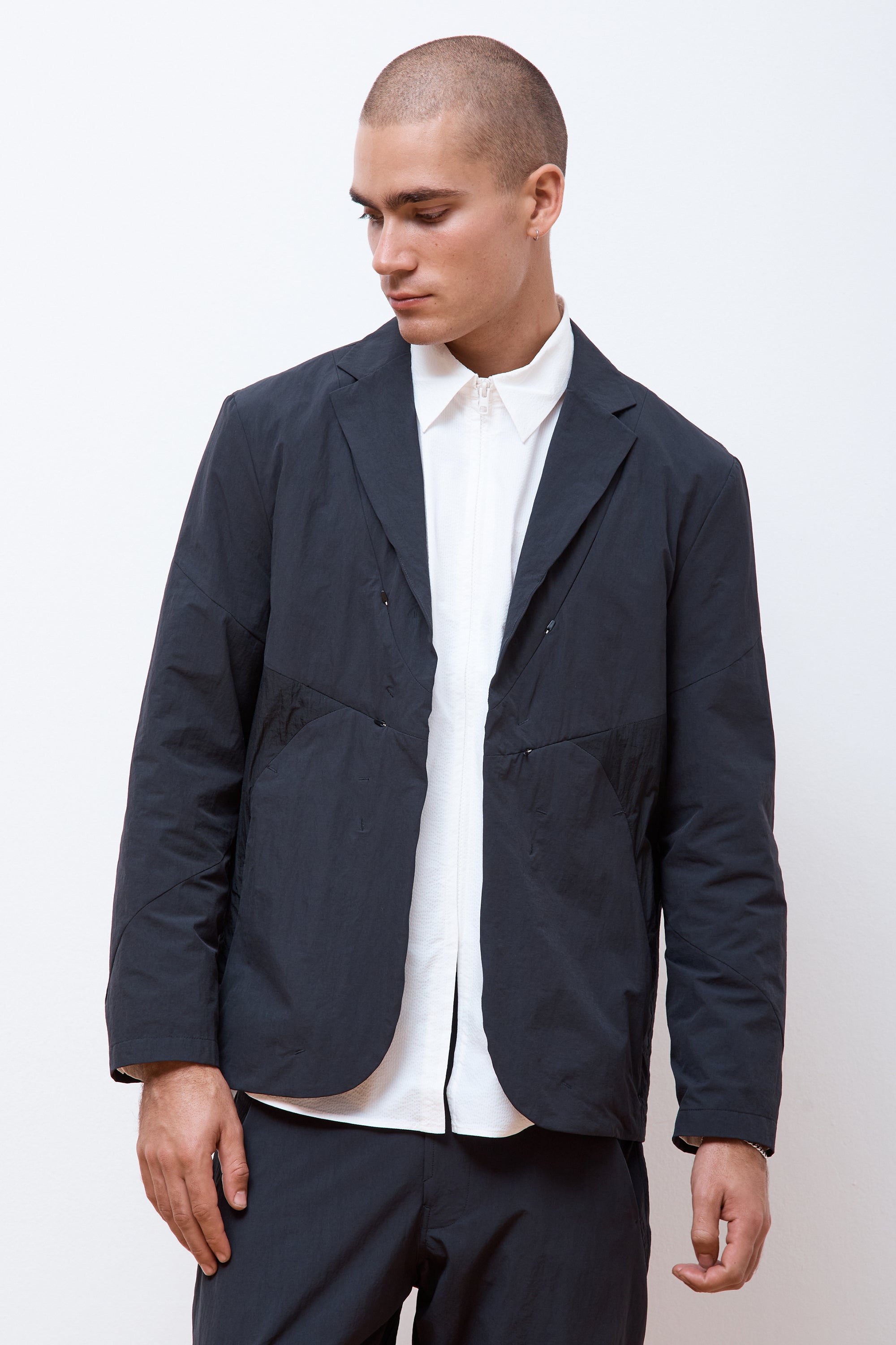 6.0 Jacket Center Black