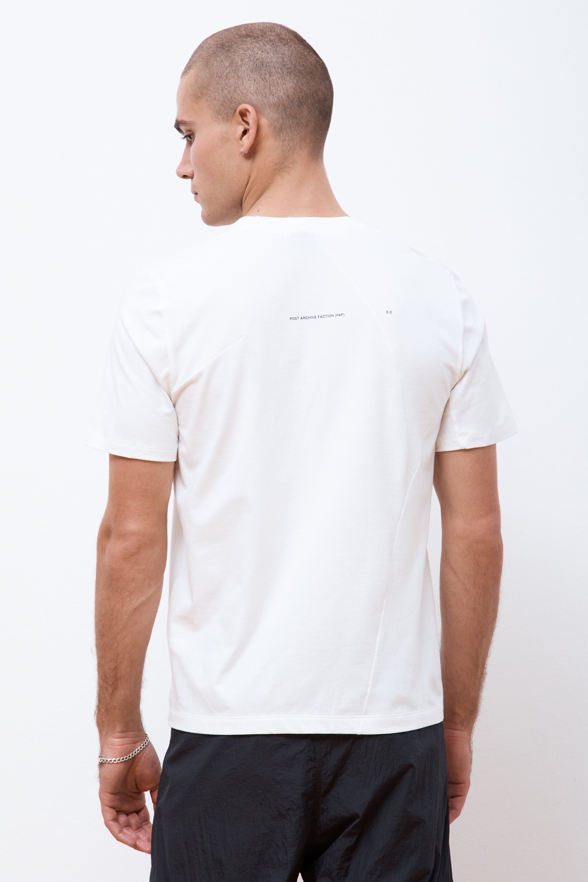 6.0 Tee Right White