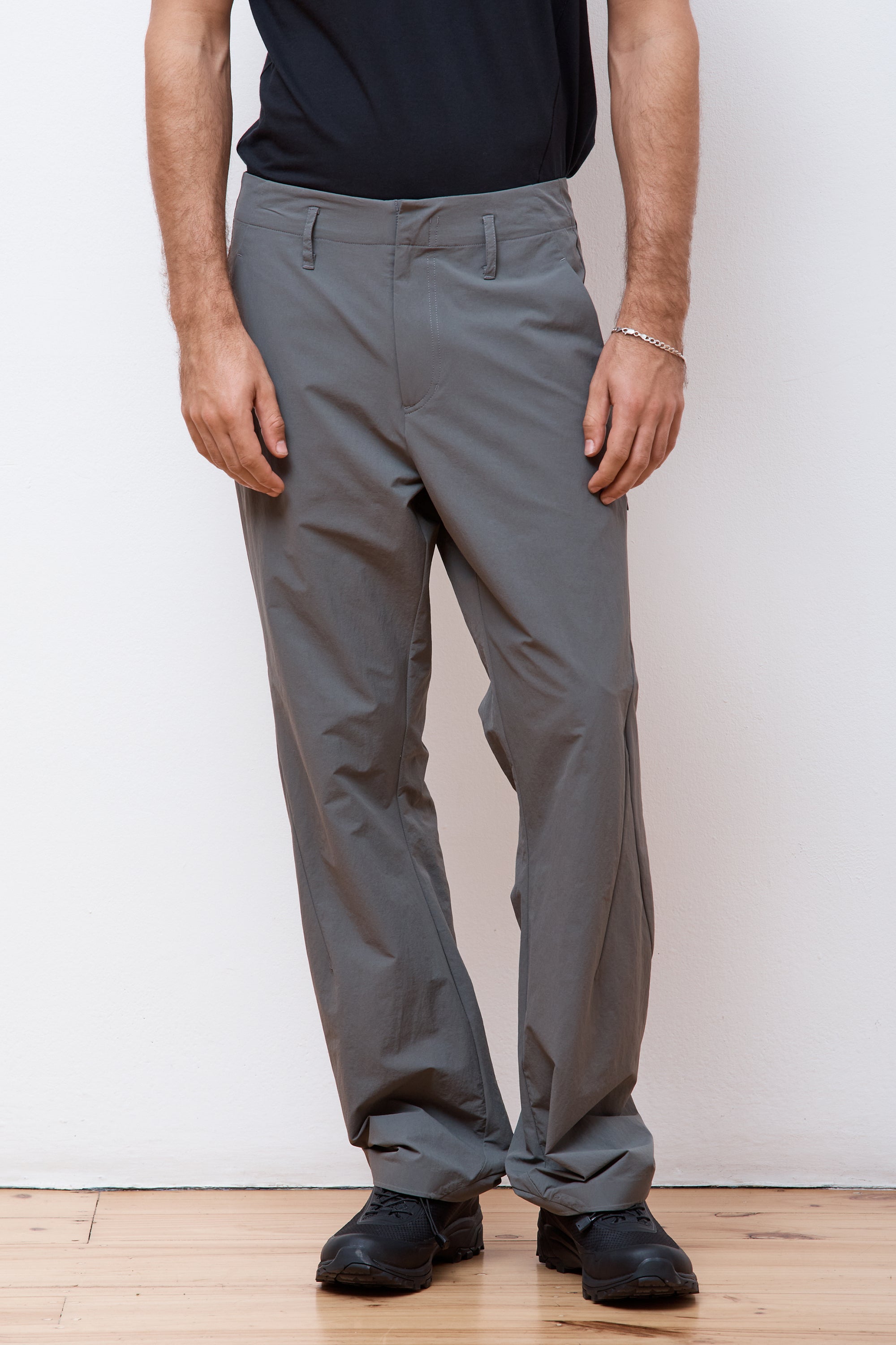 6.0 Trousers Right Charcoal