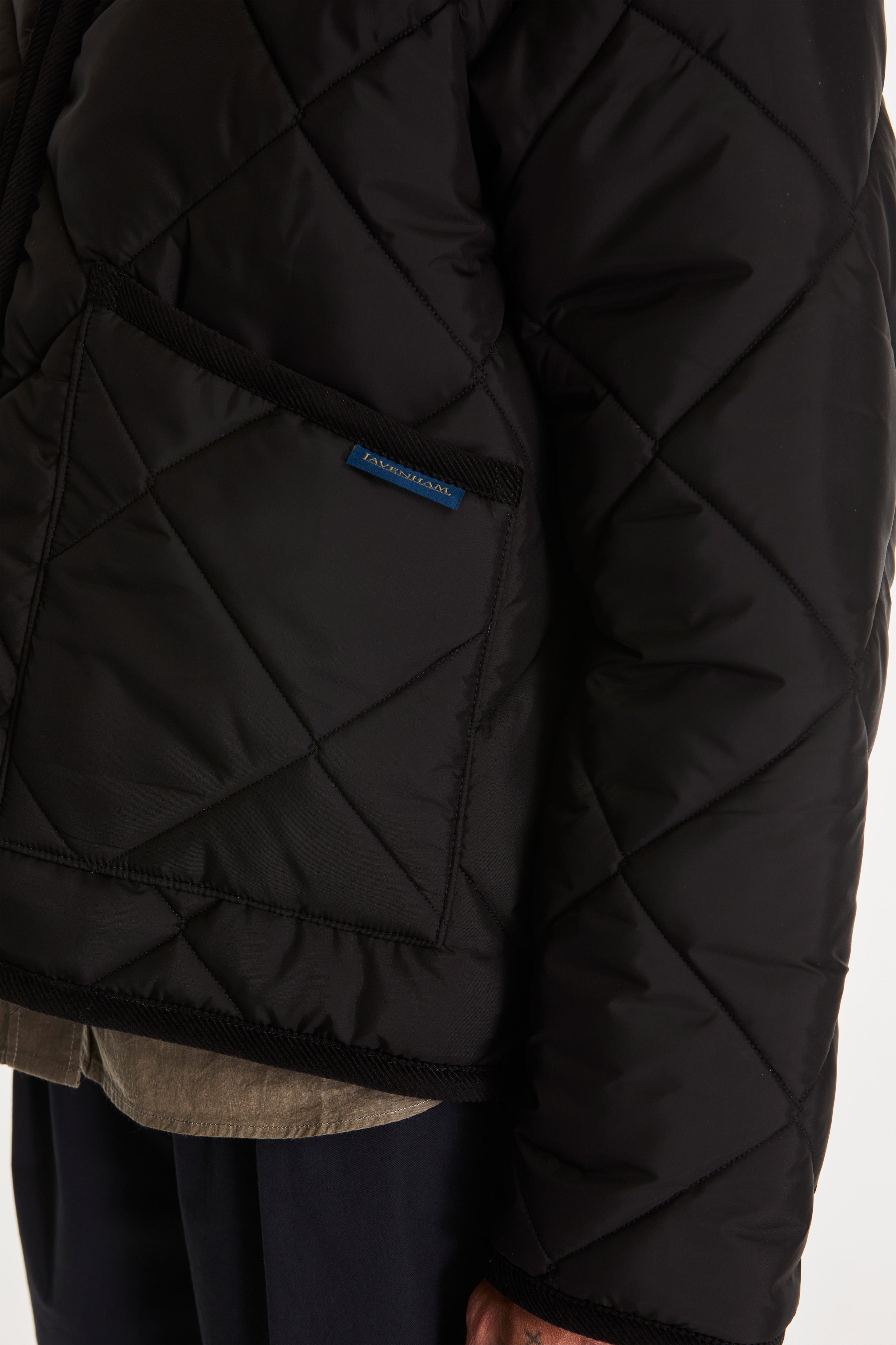 Big Quilt Zipped Craydon Womens Sable/Black