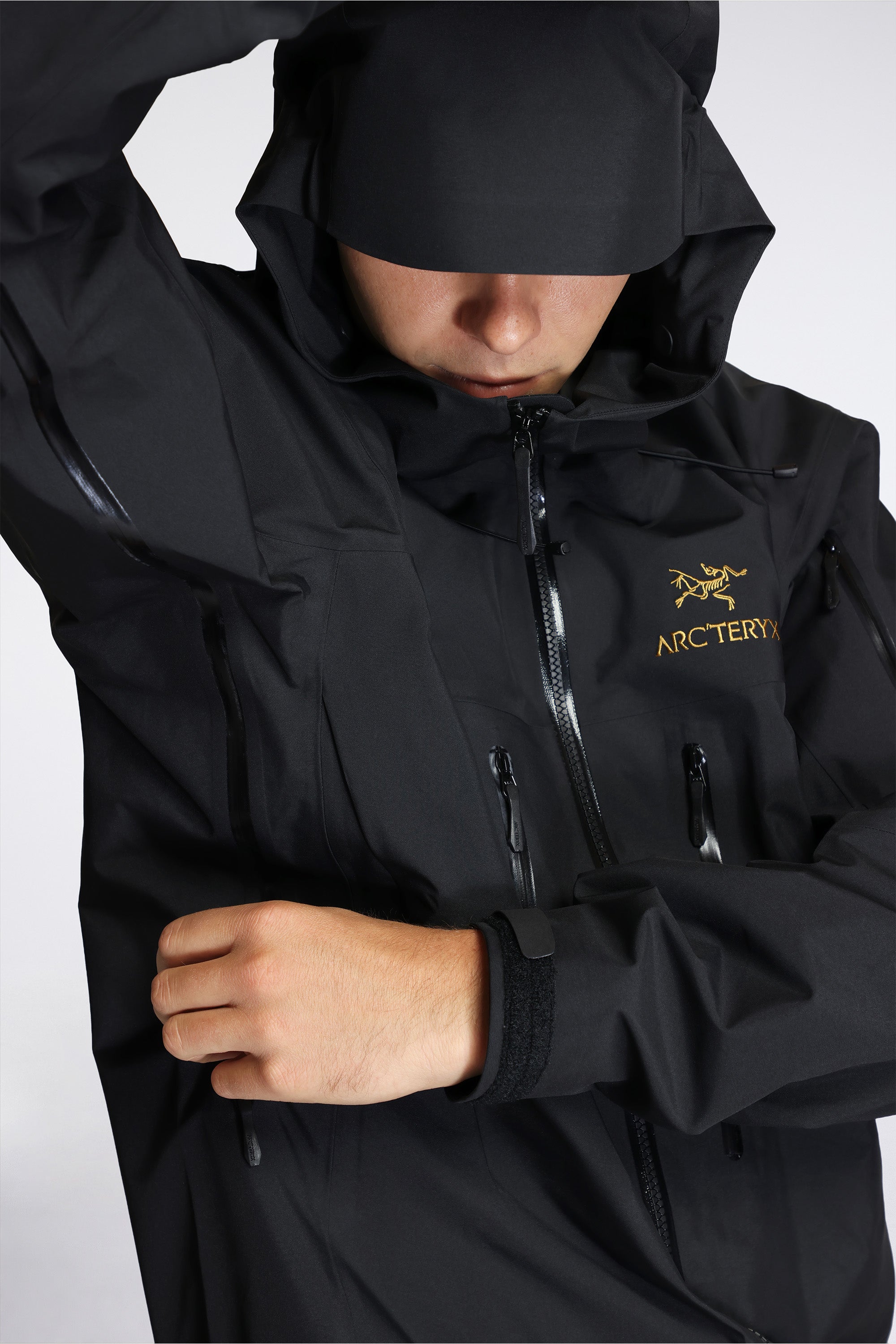 Alpha SV Jacket M 24K Black