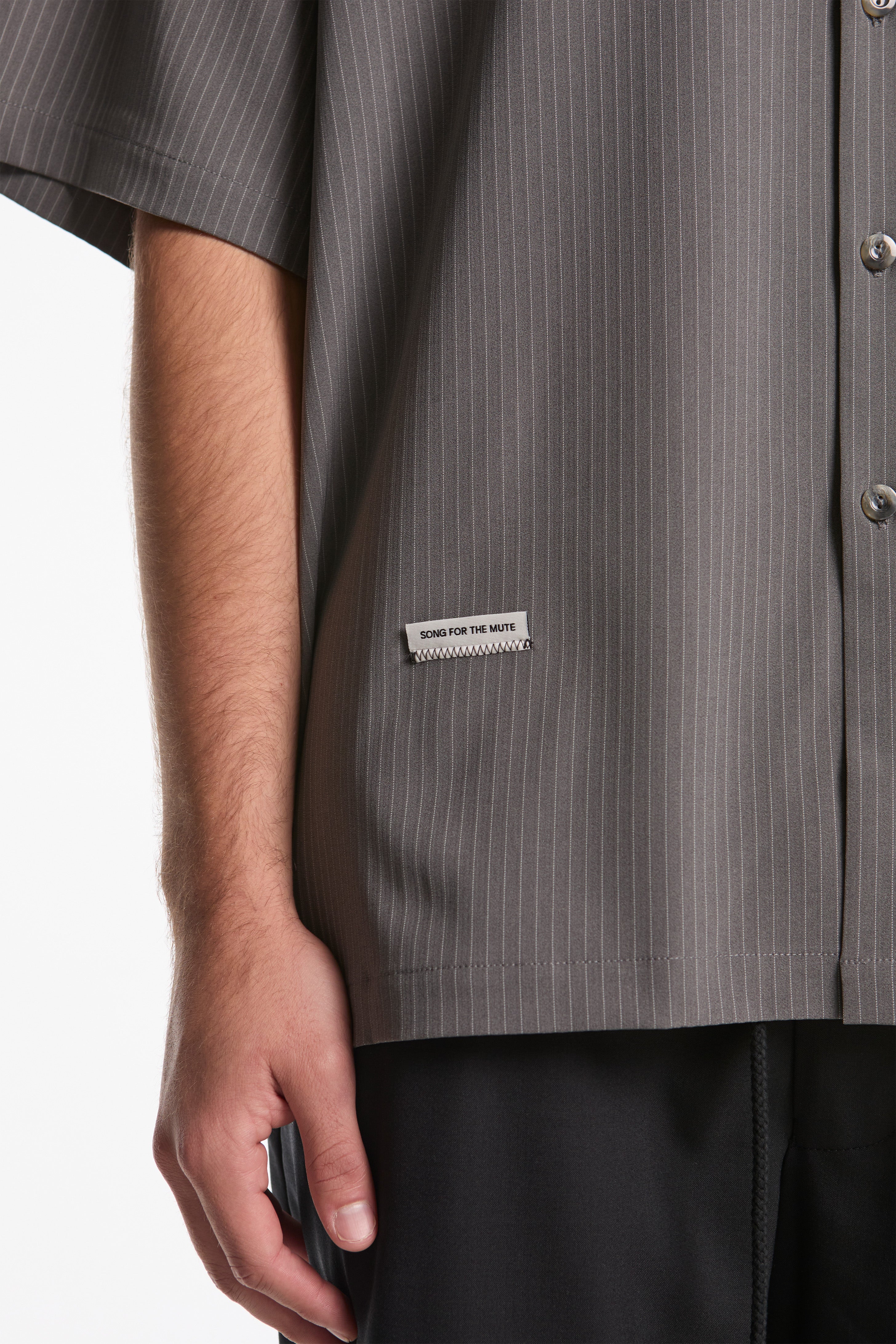 Button Up Gym Shirt Grey