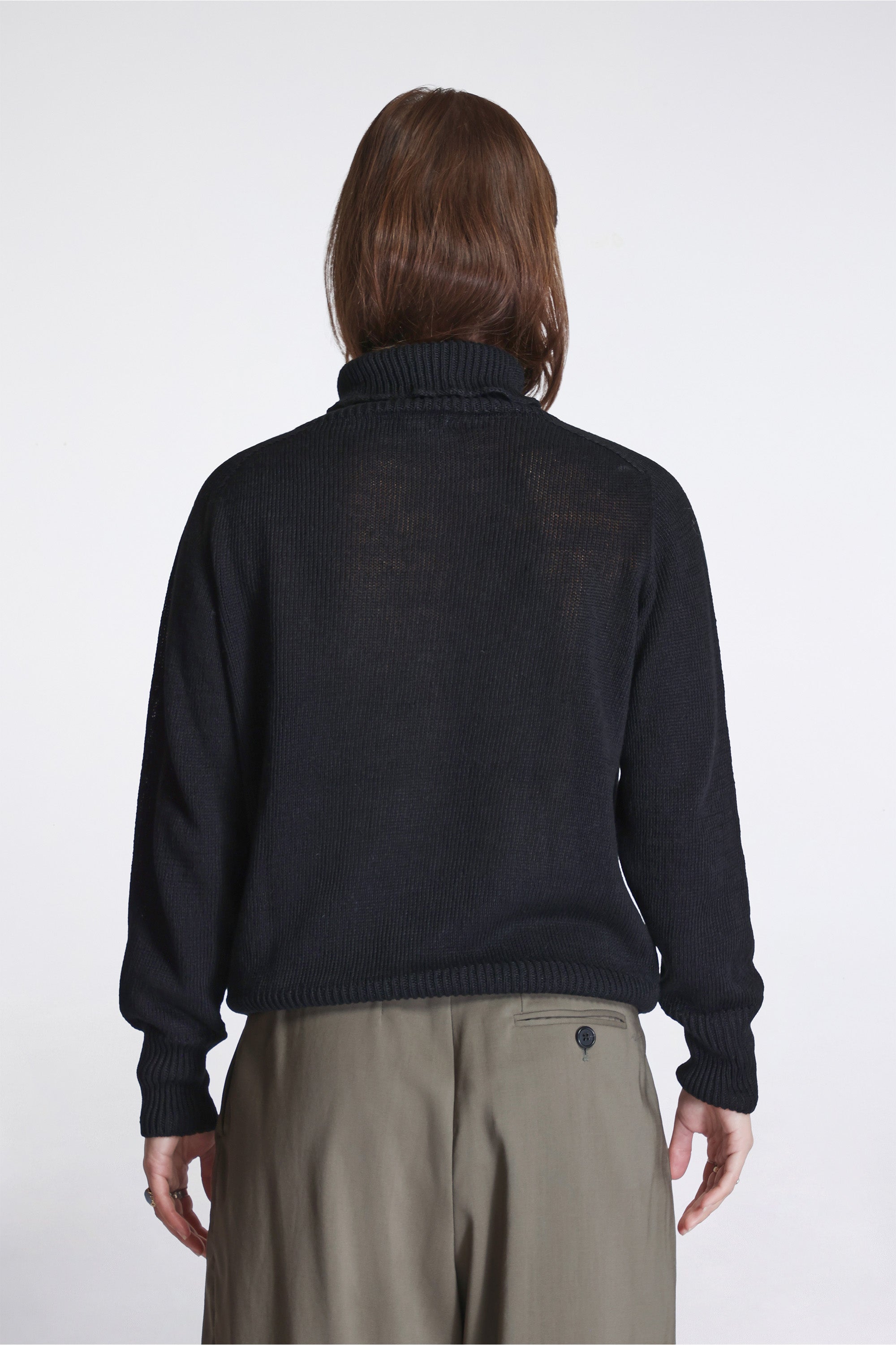 Seamless Roll Neck Black