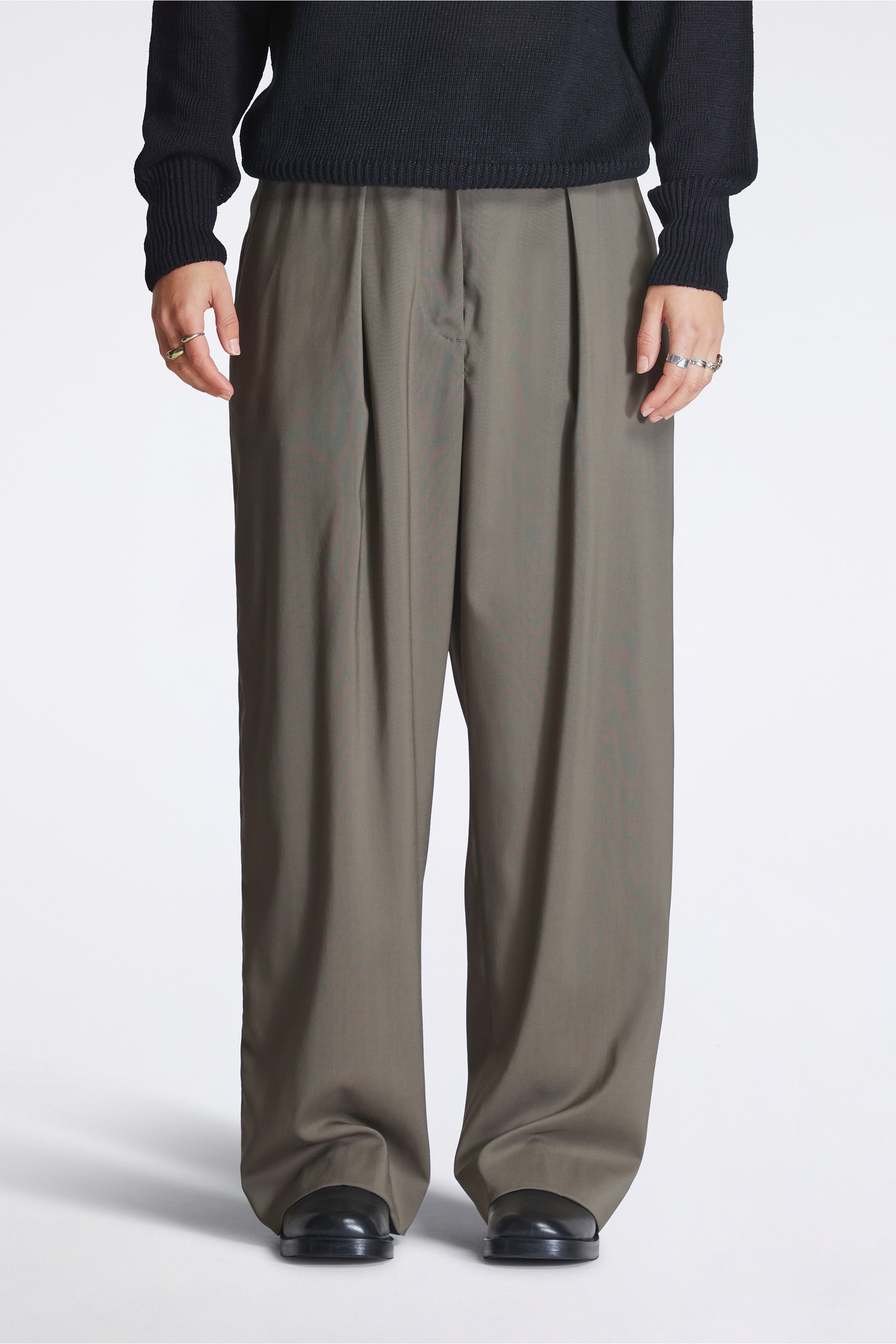 Wide Belt Loop Trouser Mouse