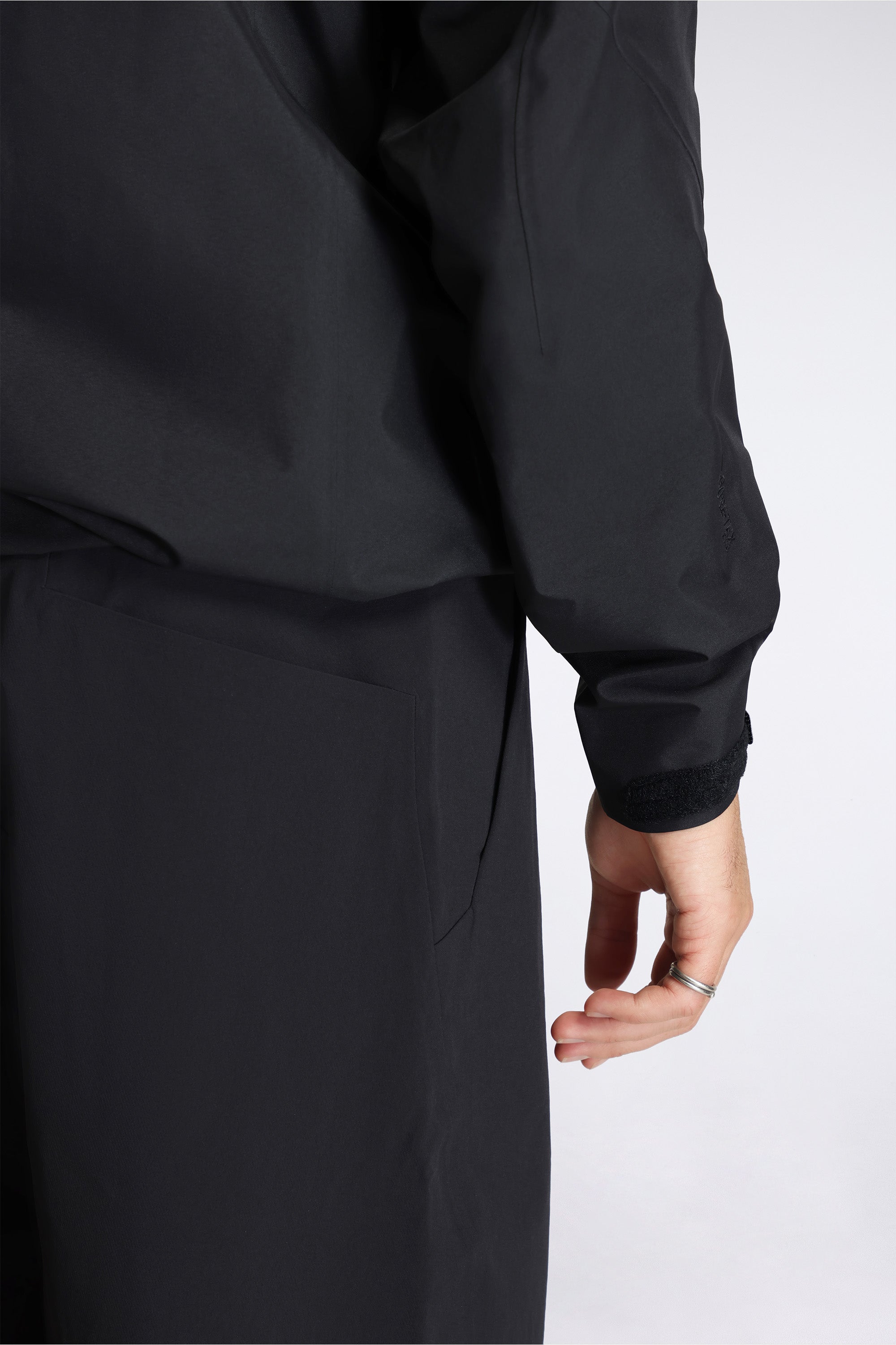 Alpha SV Jacket M 24K Black