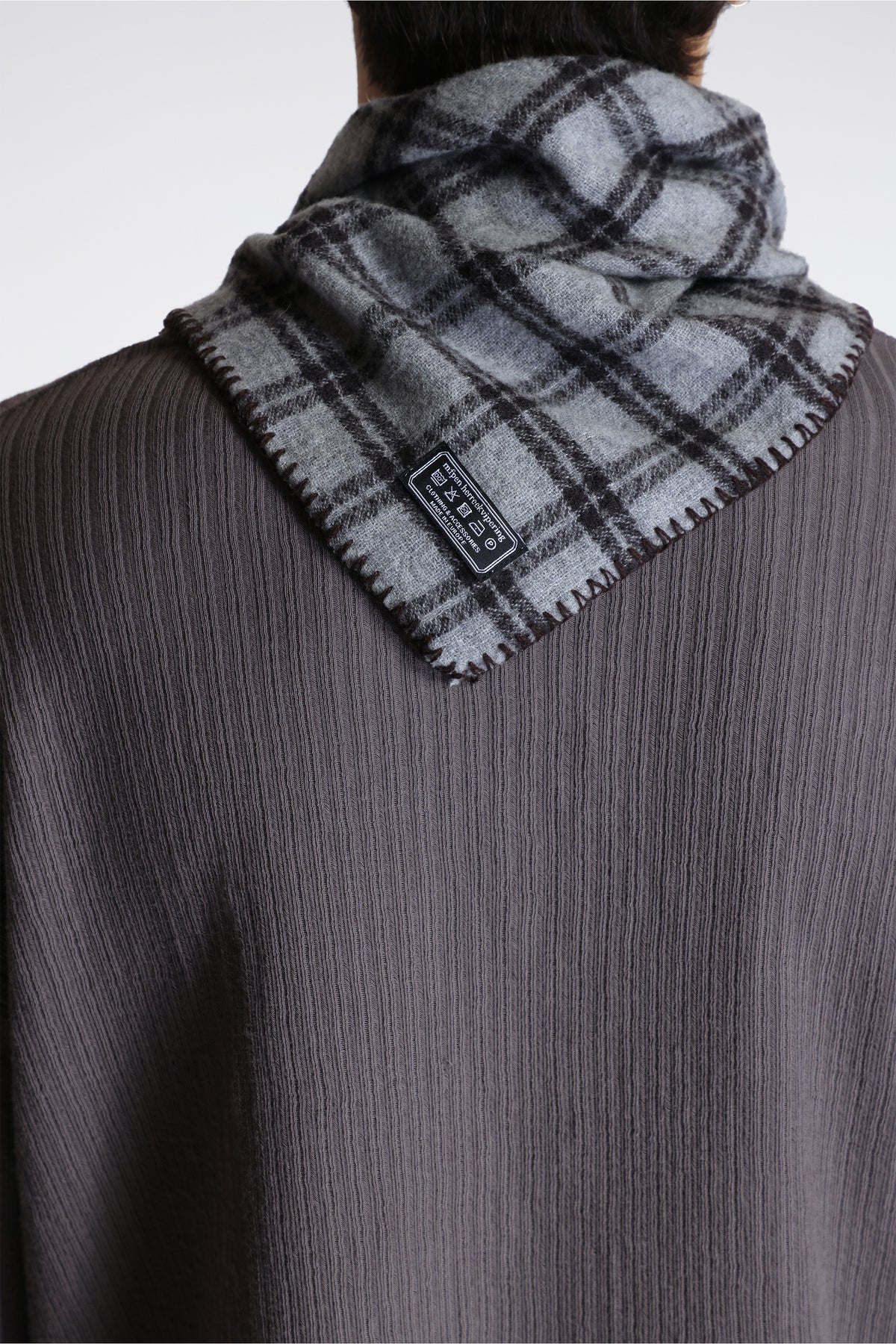 Triangle Scarf Taupe Grey Check
