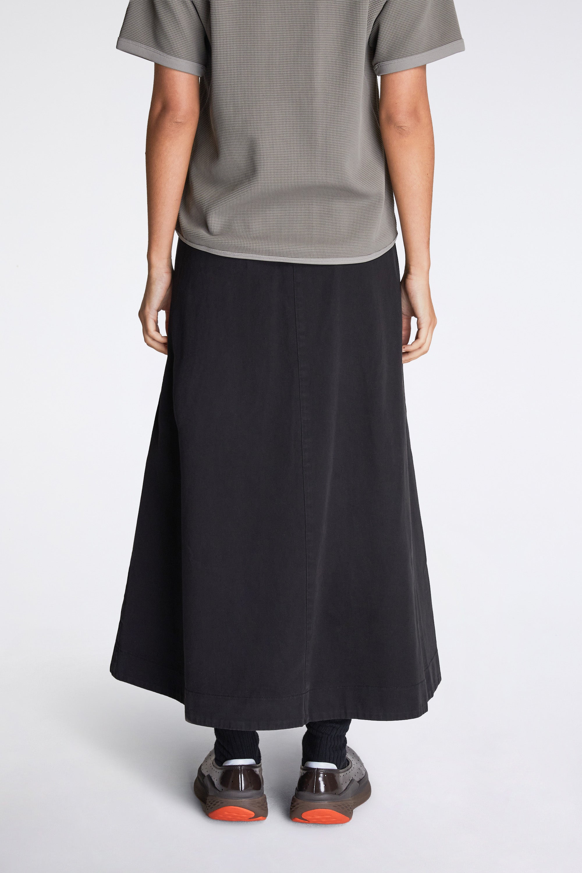 Talecut Skirt Black