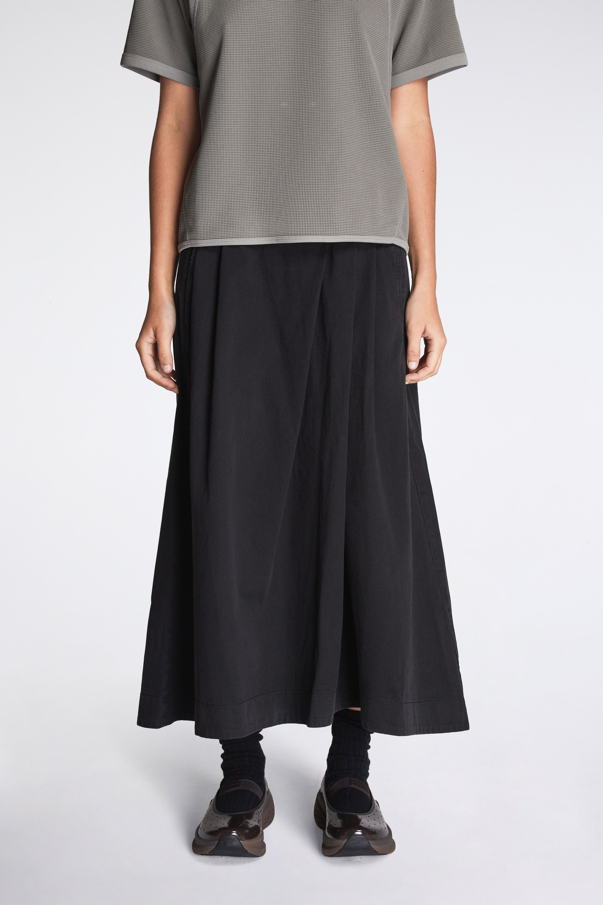 Talecut Skirt Black