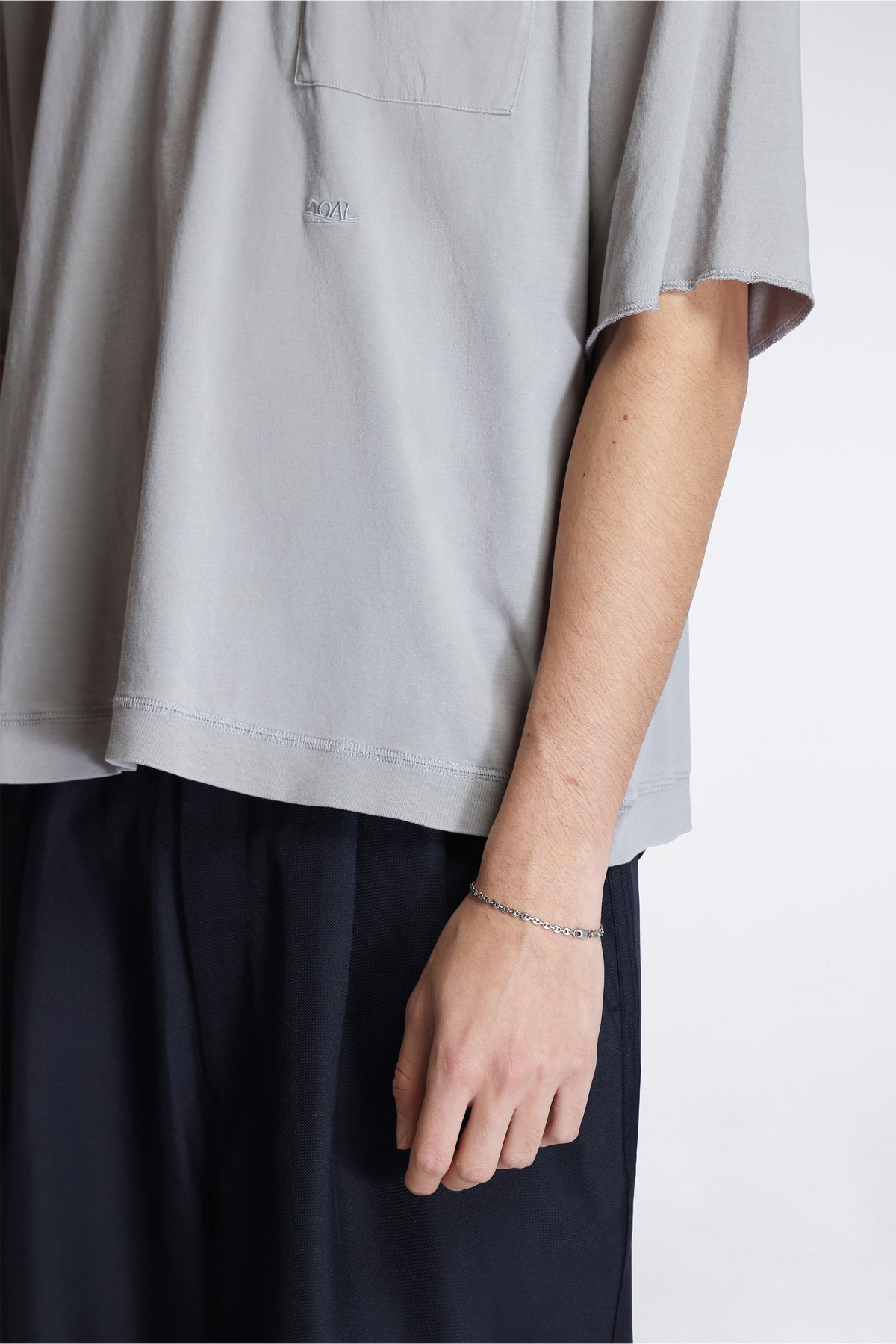 Ooal Pocket Tee Light Gray