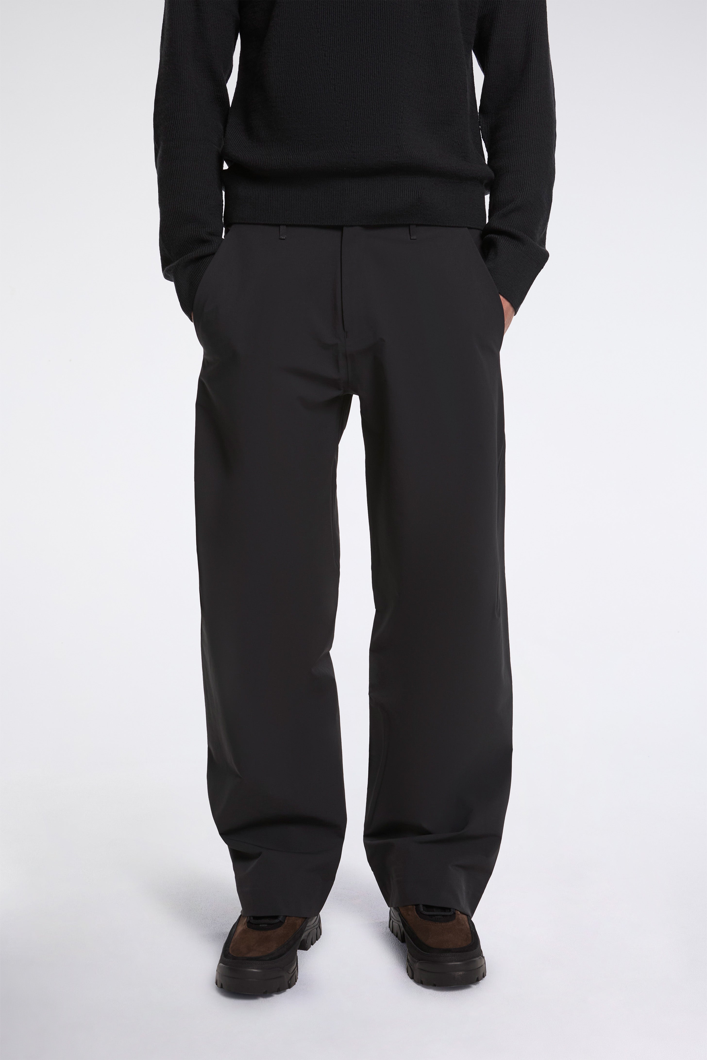 Veilance Corbel Pant M Black | HAVN