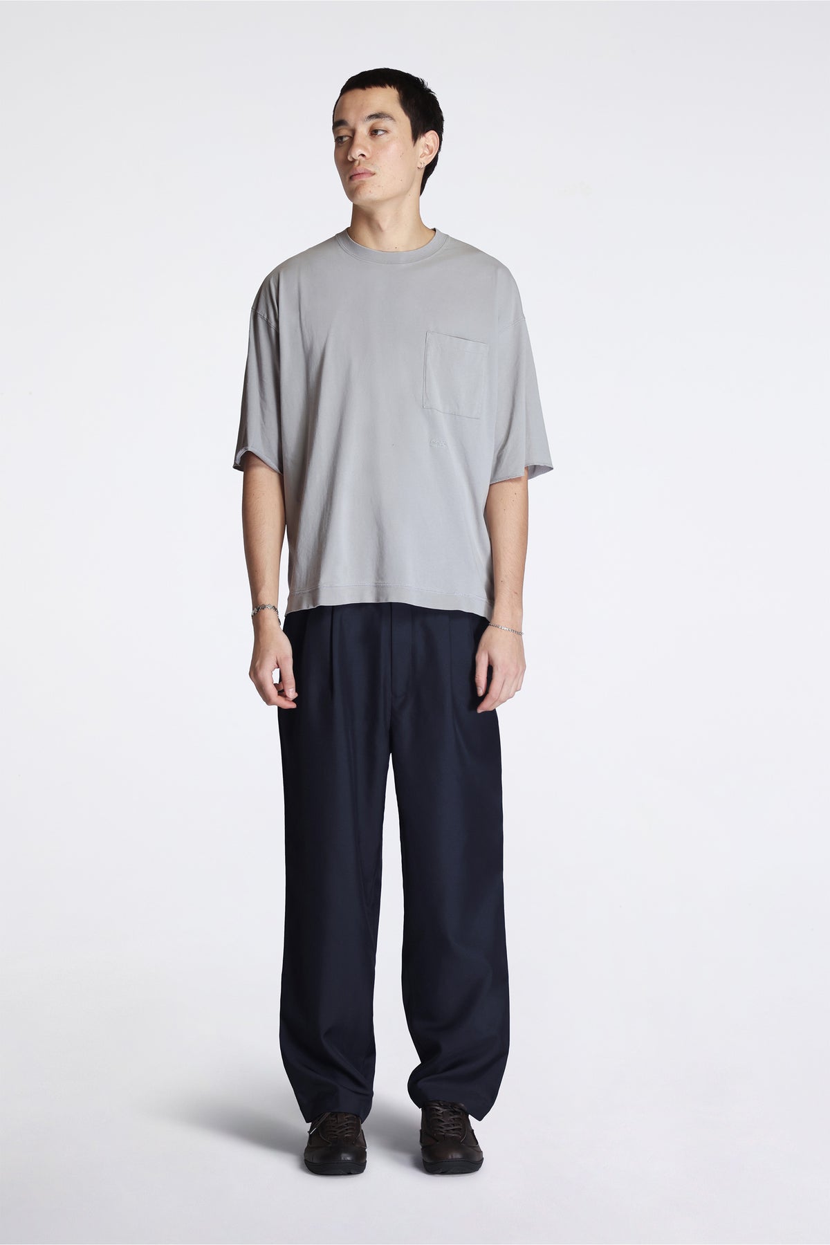 Ooal Pocket Tee Light Gray