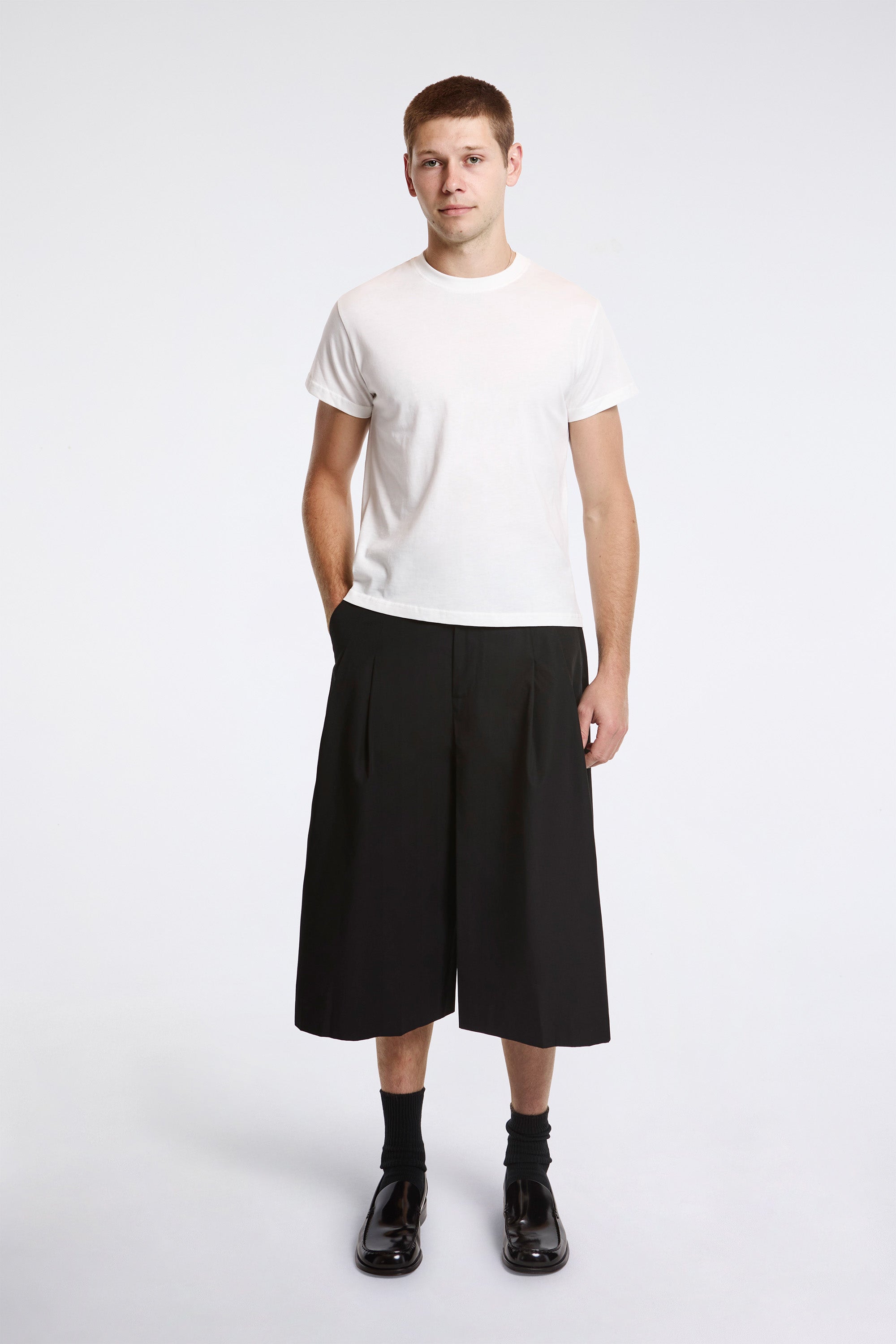 Wide Bermuda Pants Black