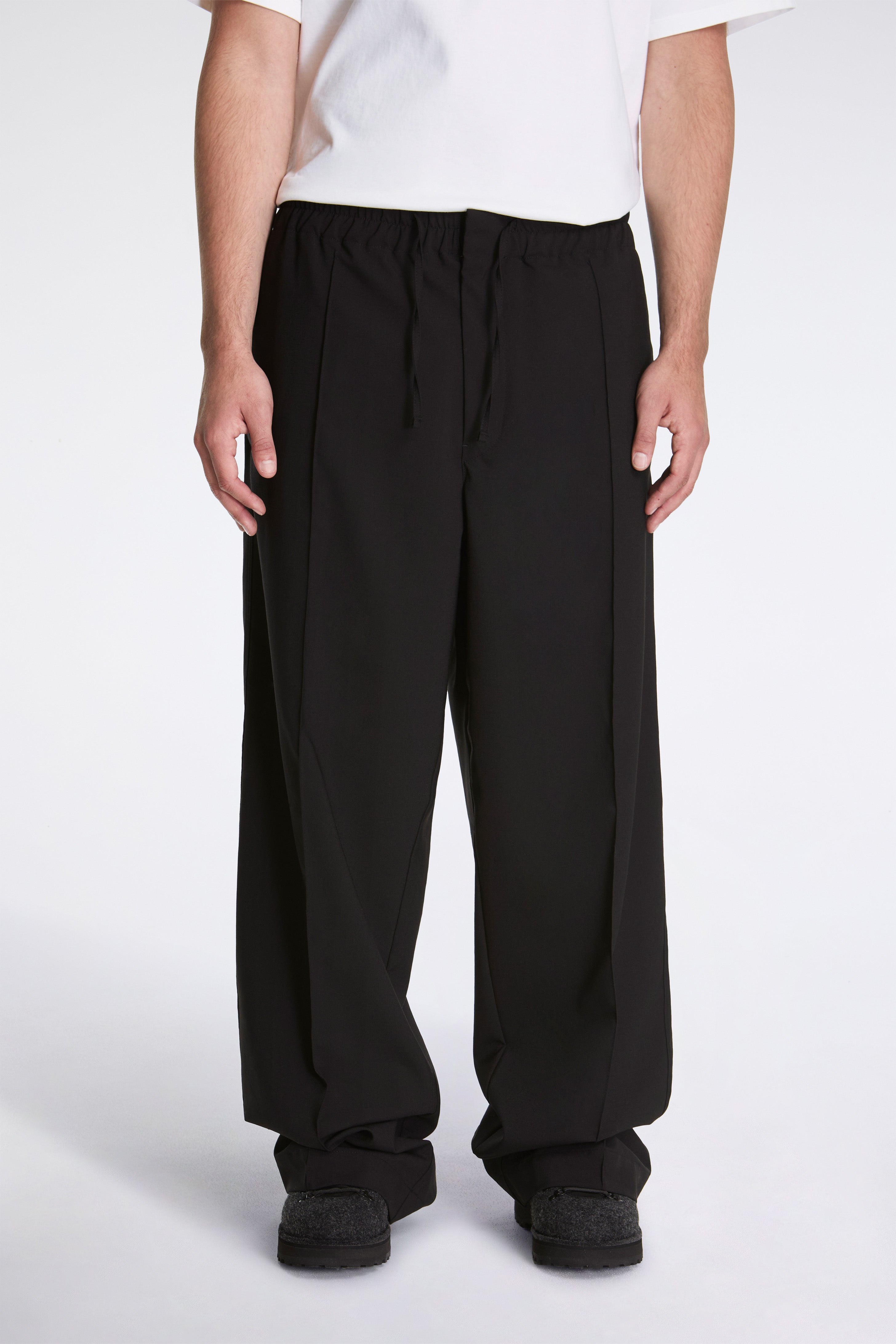 Black Wool Trouser With Drawstring Black