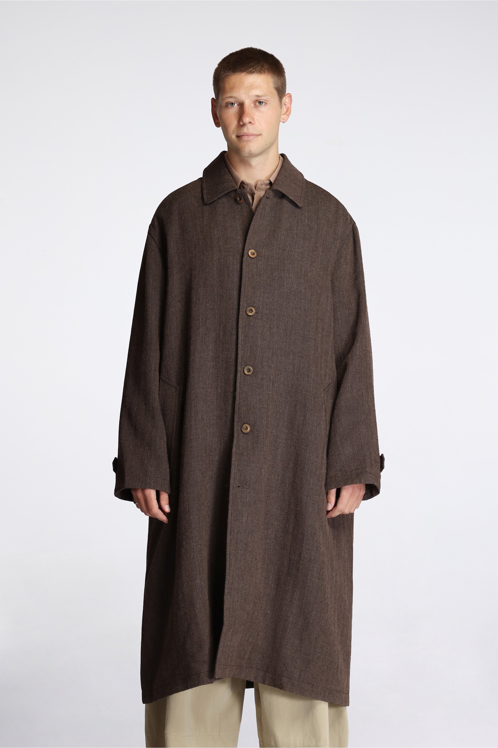 Lightweight Mac Coat Natural Black Wool Herringbone