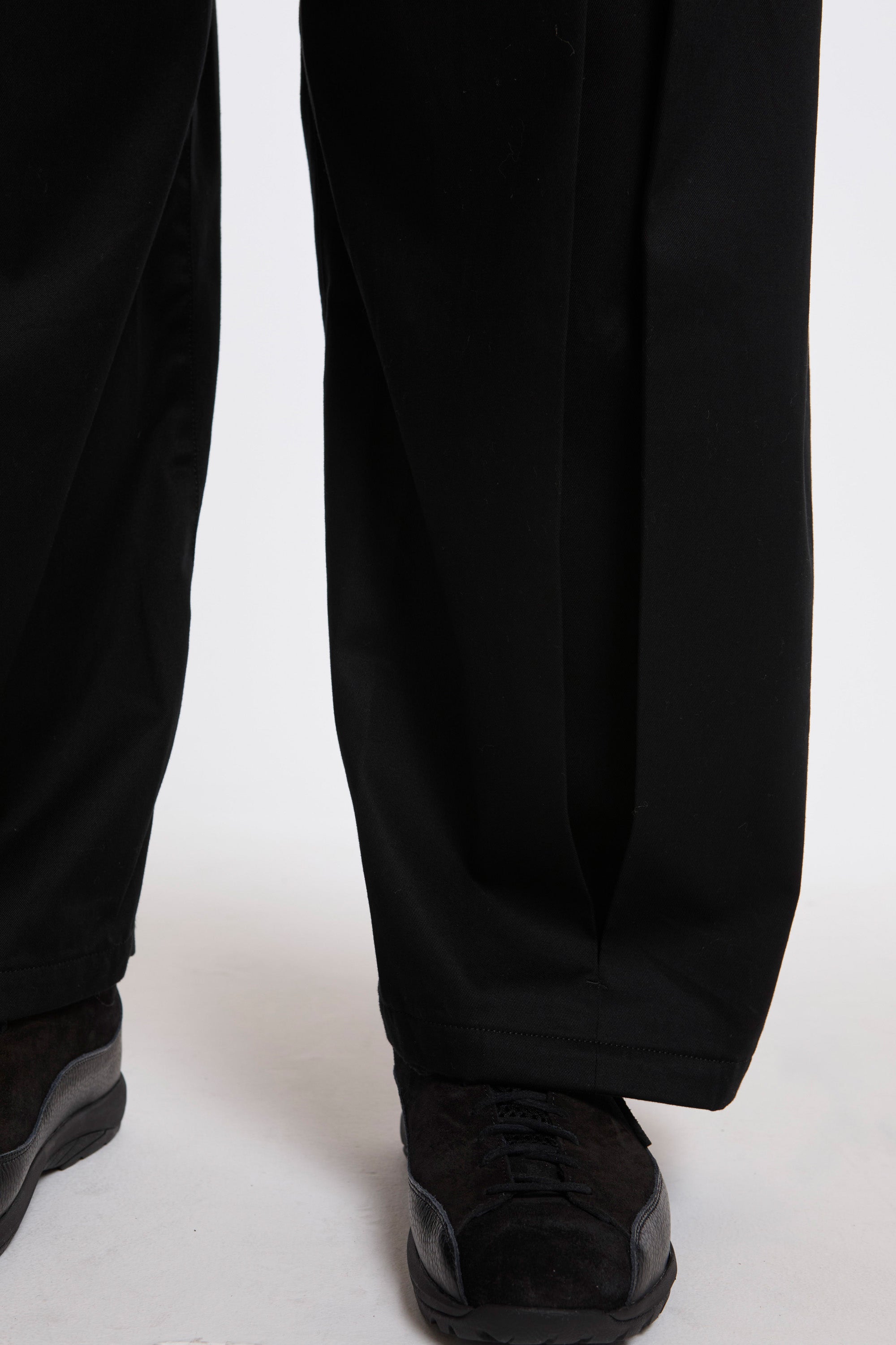 Box Pleat Trouser Black
