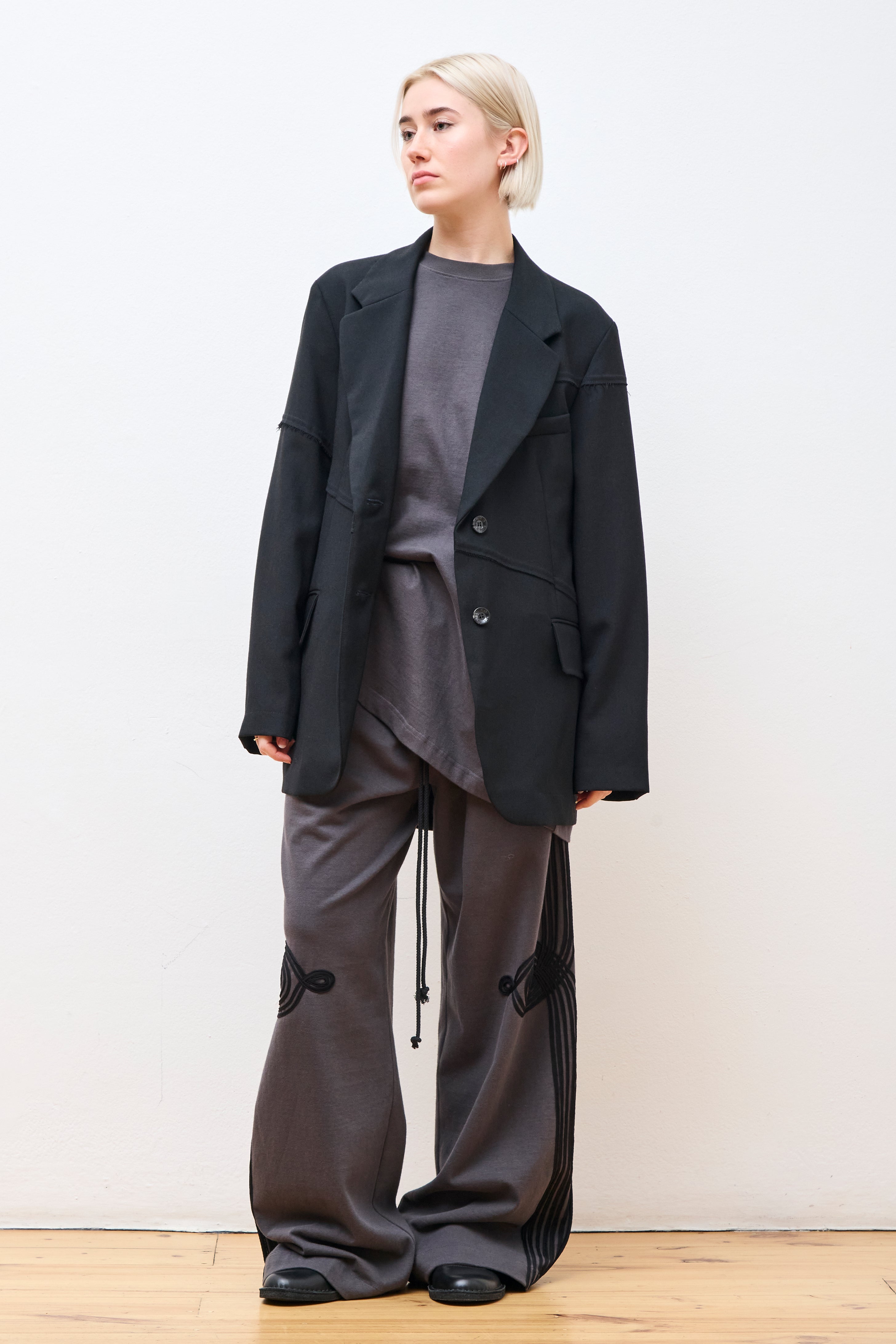 "Appliqué" Relaxed Lounge Pant Washed Black