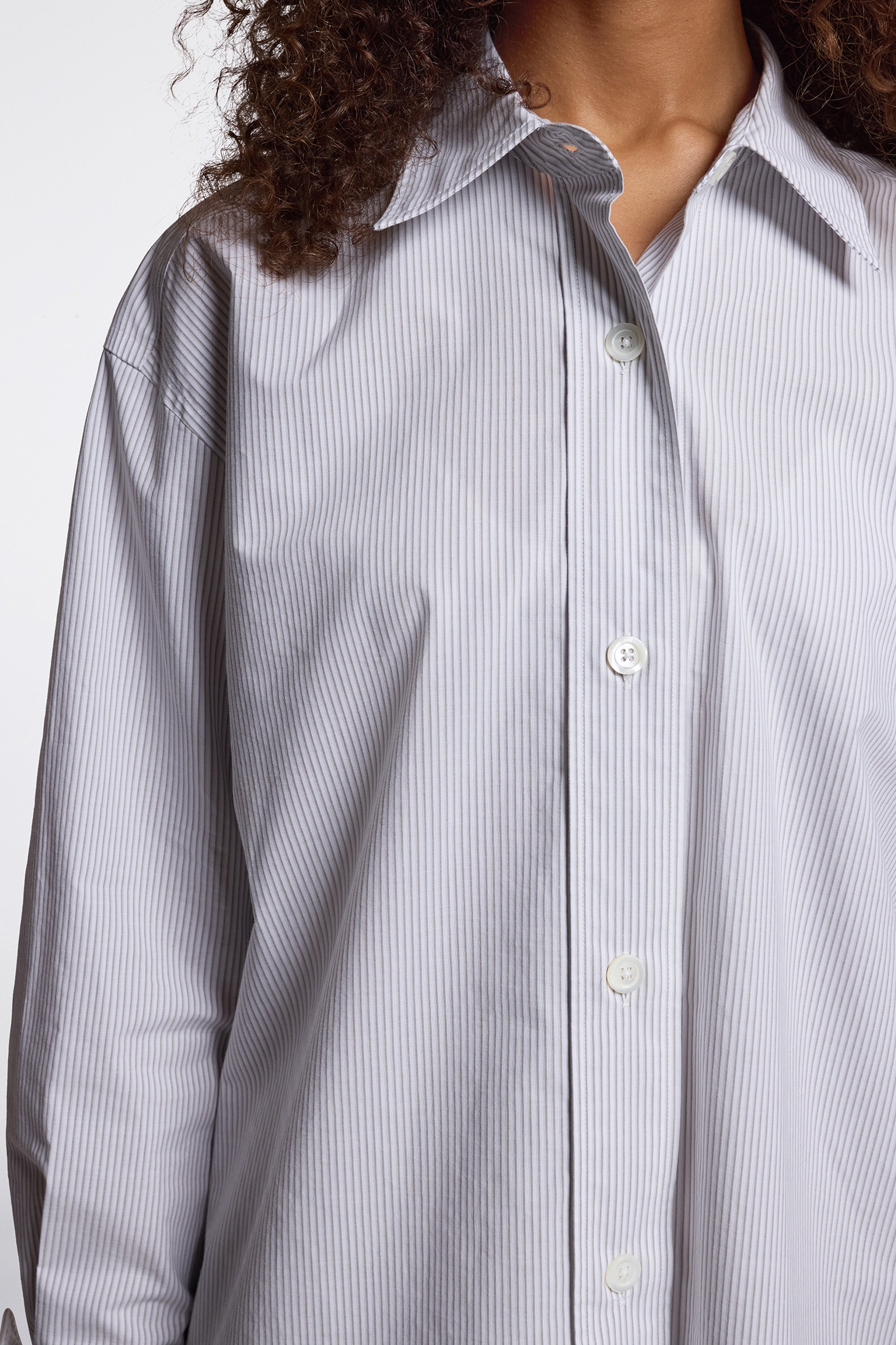 Turn Up Cuff Shirt White / Grey