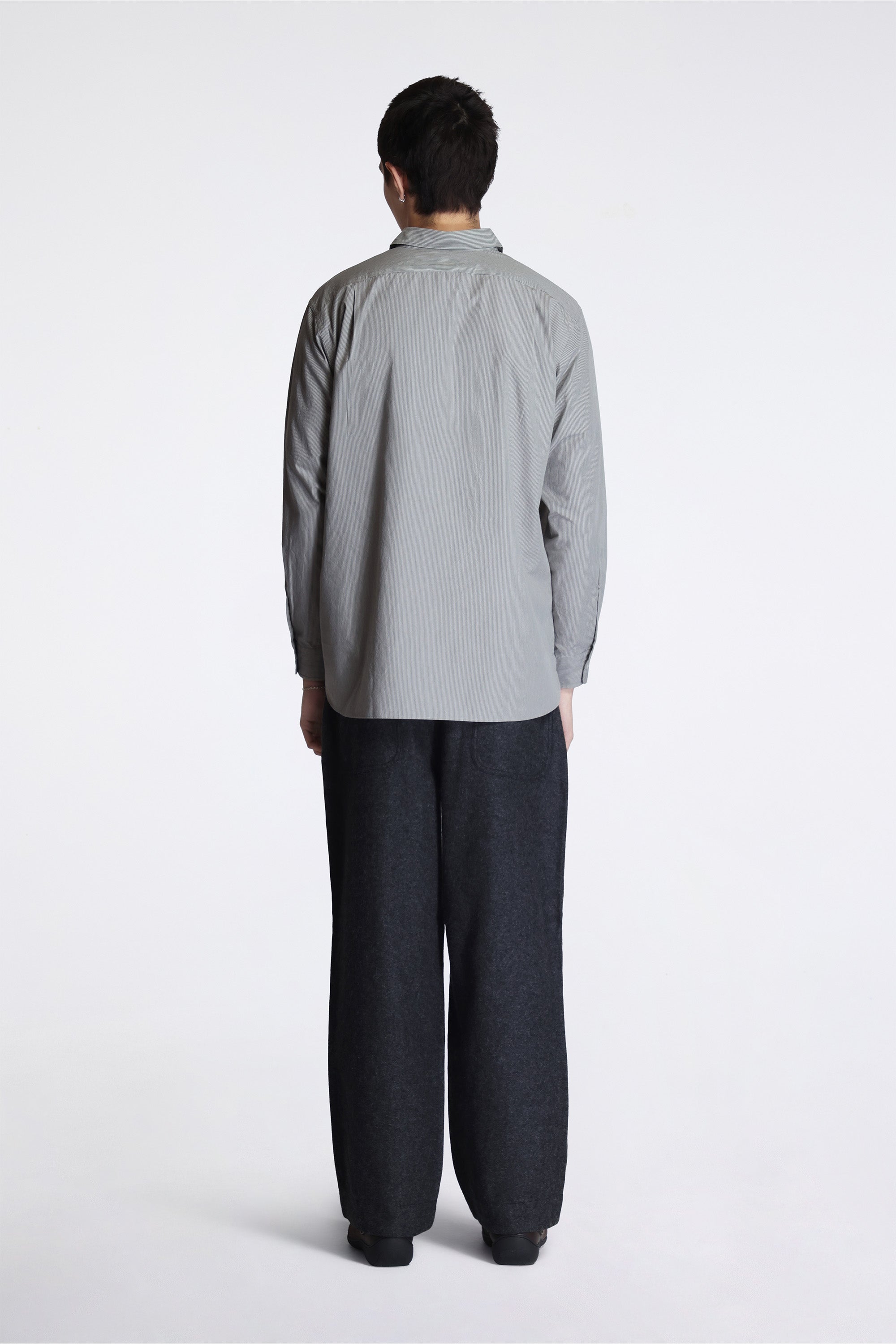 Regular Collar Striped Wind Shirt Gray