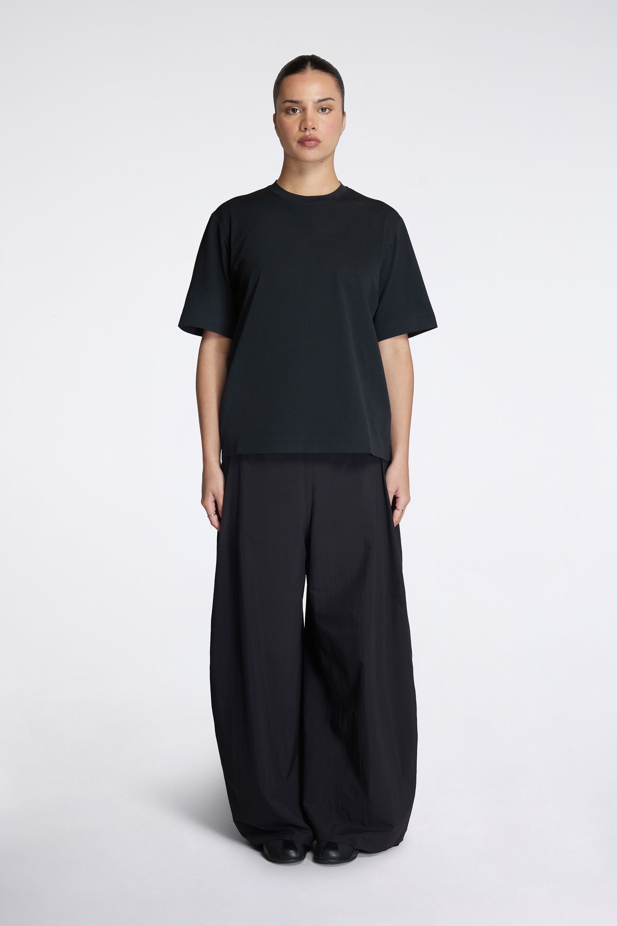Metron SS Tee Black