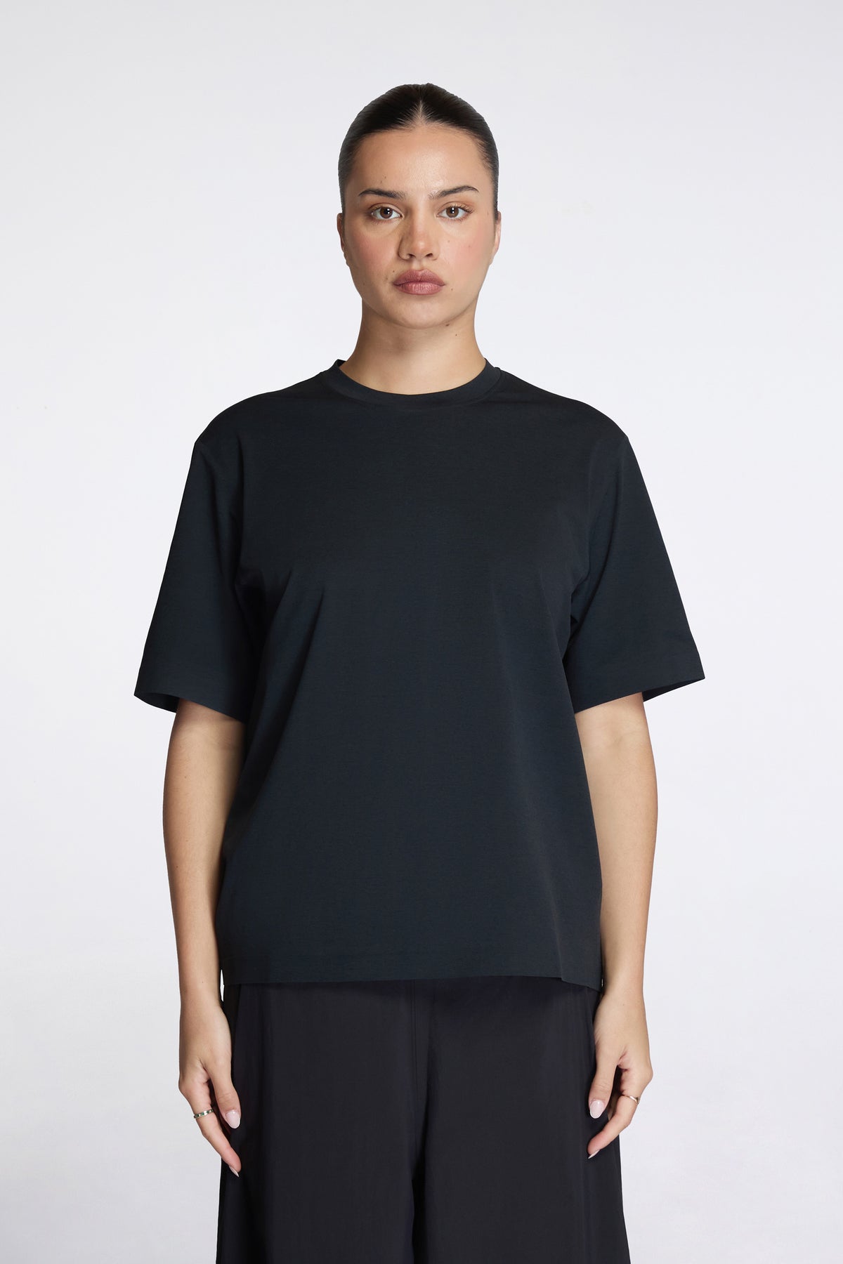 Metron SS Tee Black