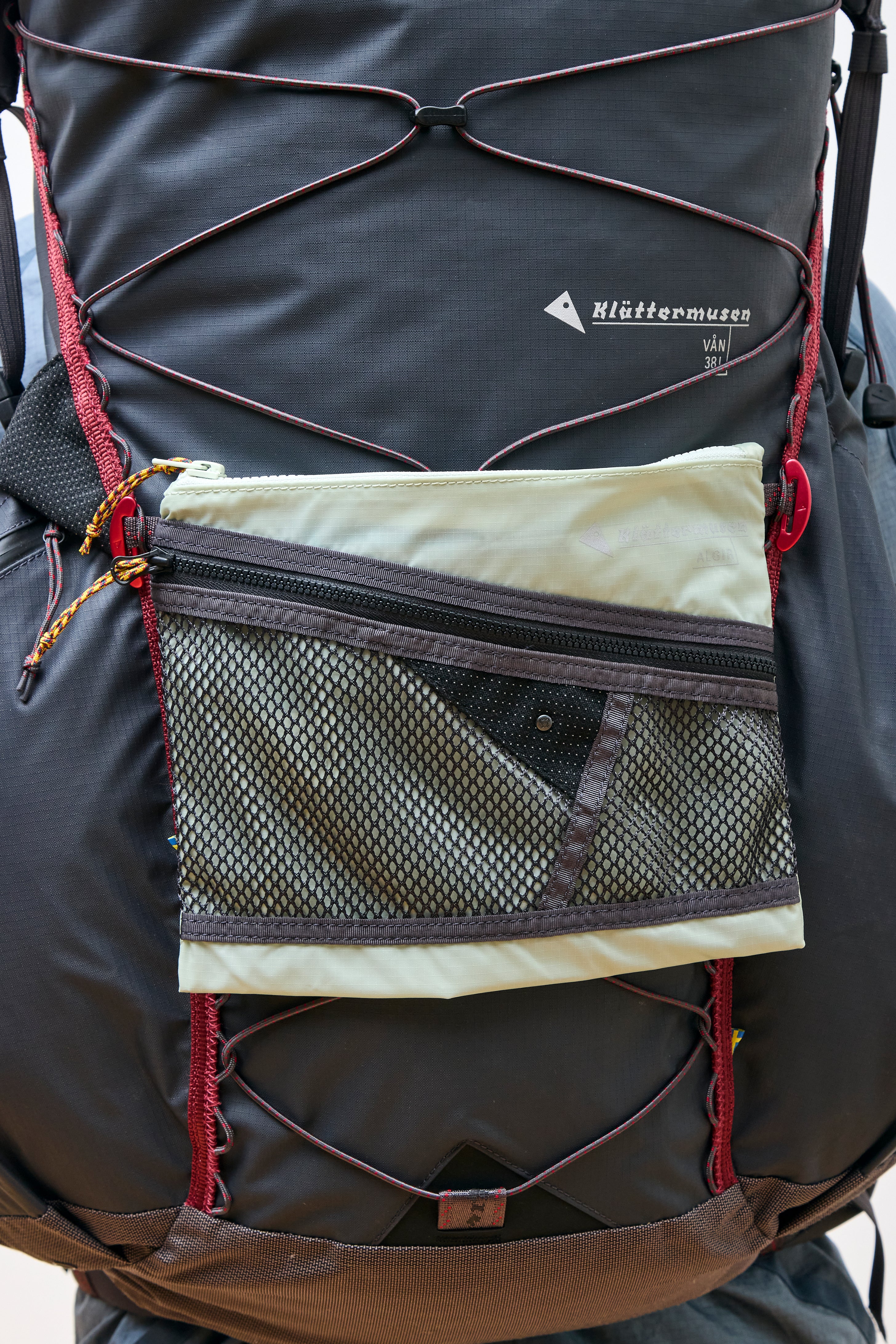 Vån WP Backpack 38L Raven