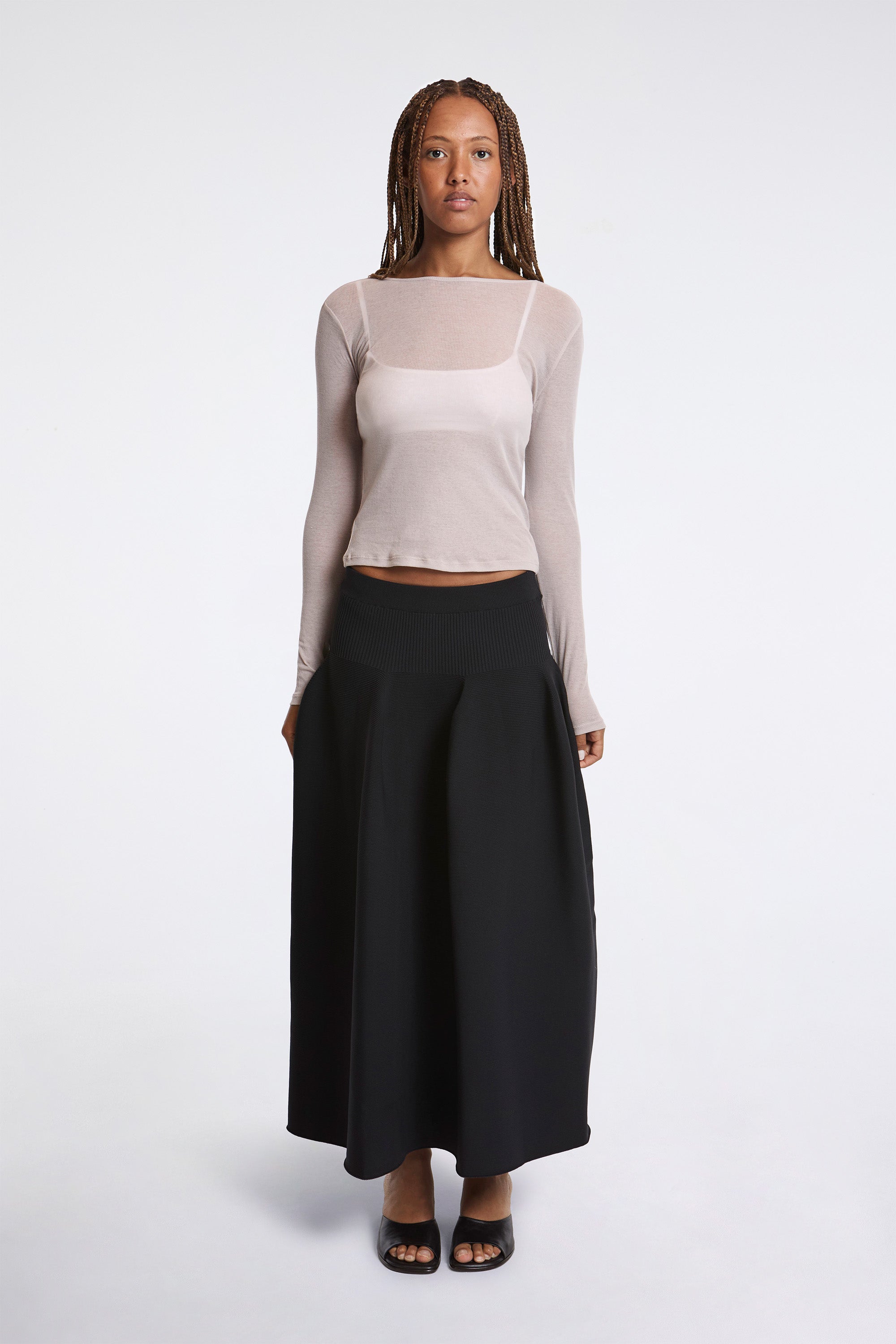 Ribbed Round T-Shirt Beige