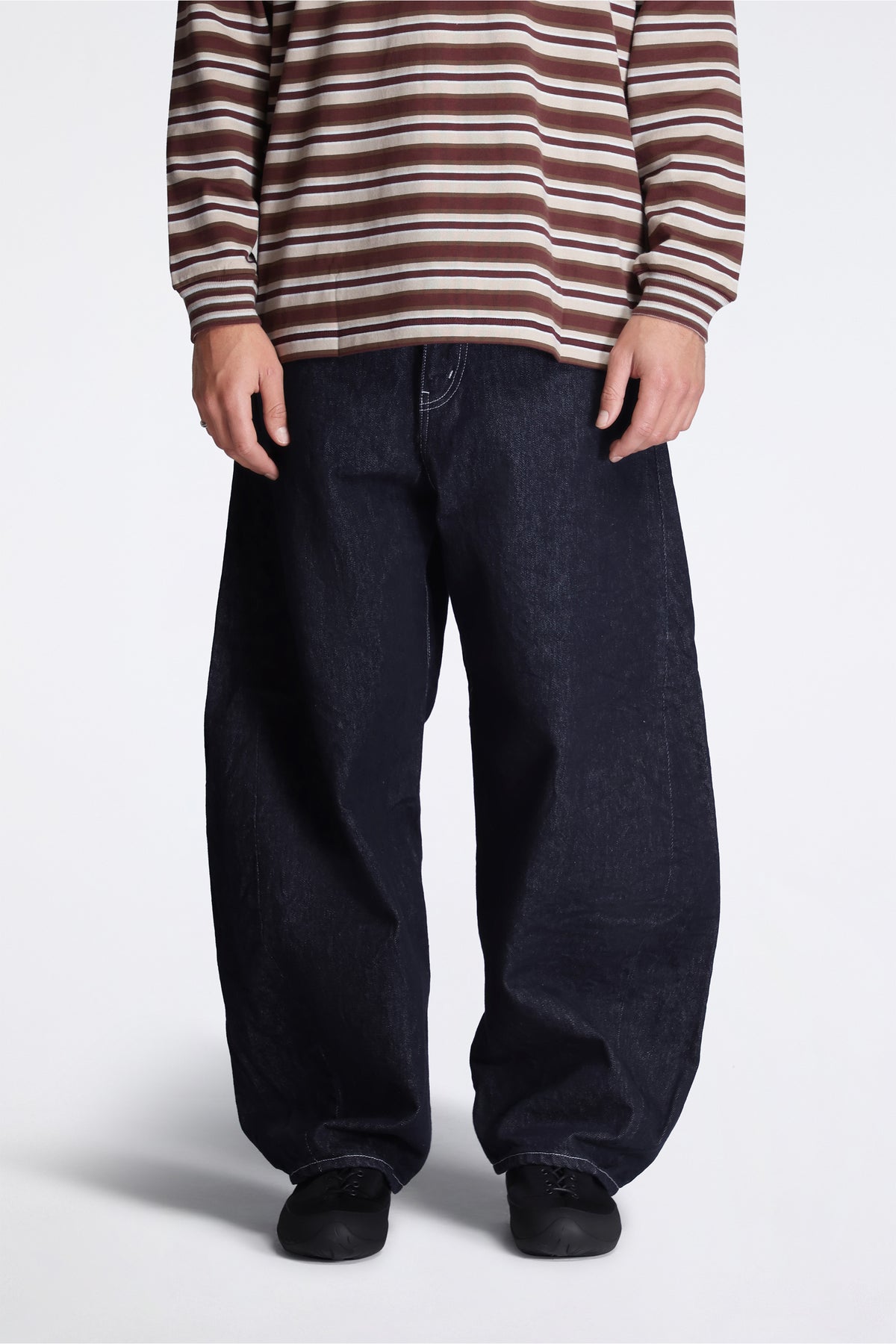 Barrel Denim Jeans Navy/White