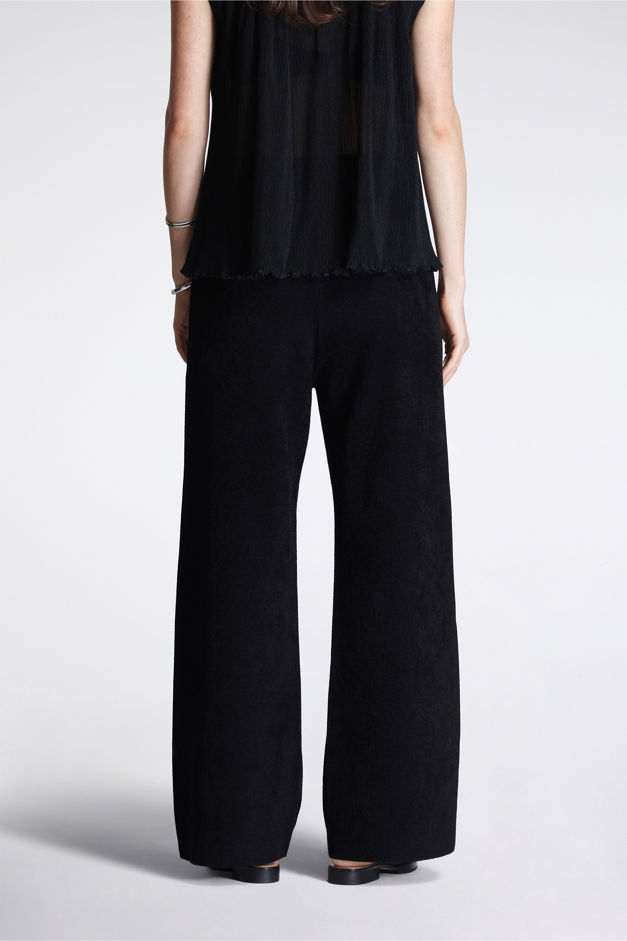 Soft Milan Velvet Wide Straight Pants Black